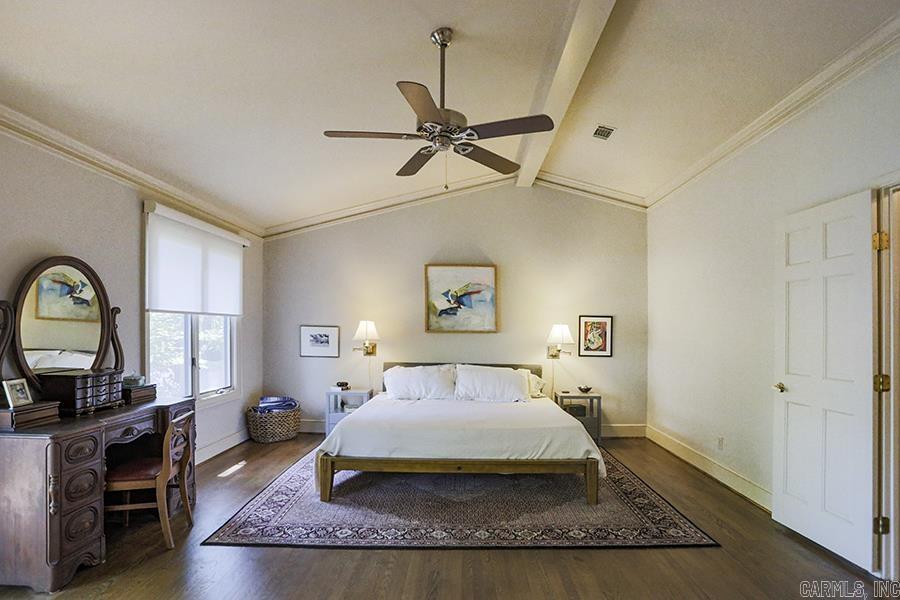 LONGLEA - Residential