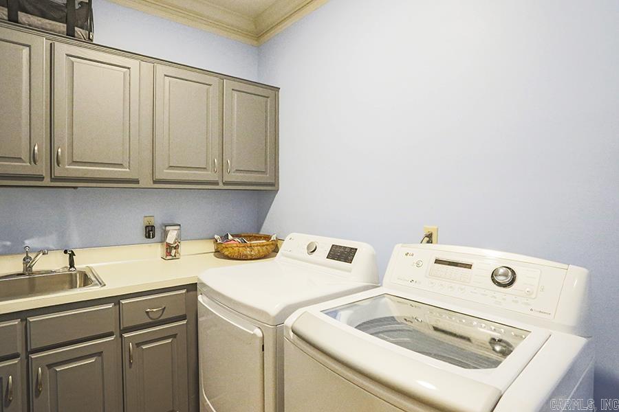 LONGLEA - Residential