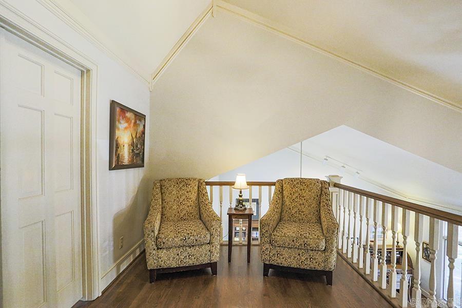 LONGLEA - Residential