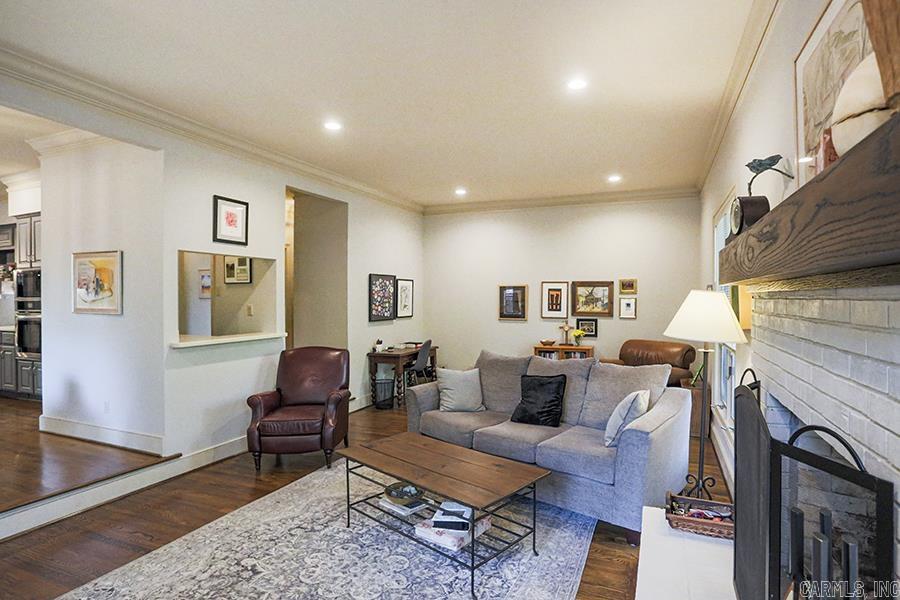 LONGLEA - Residential