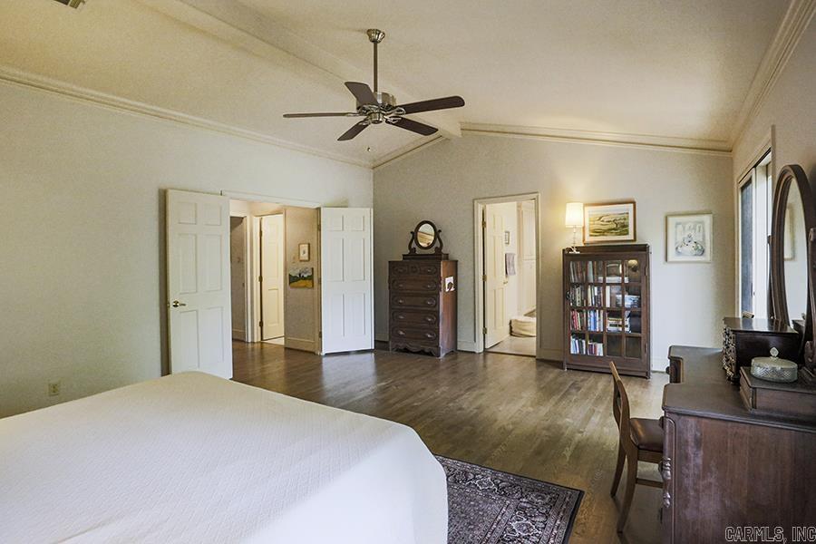 LONGLEA - Residential