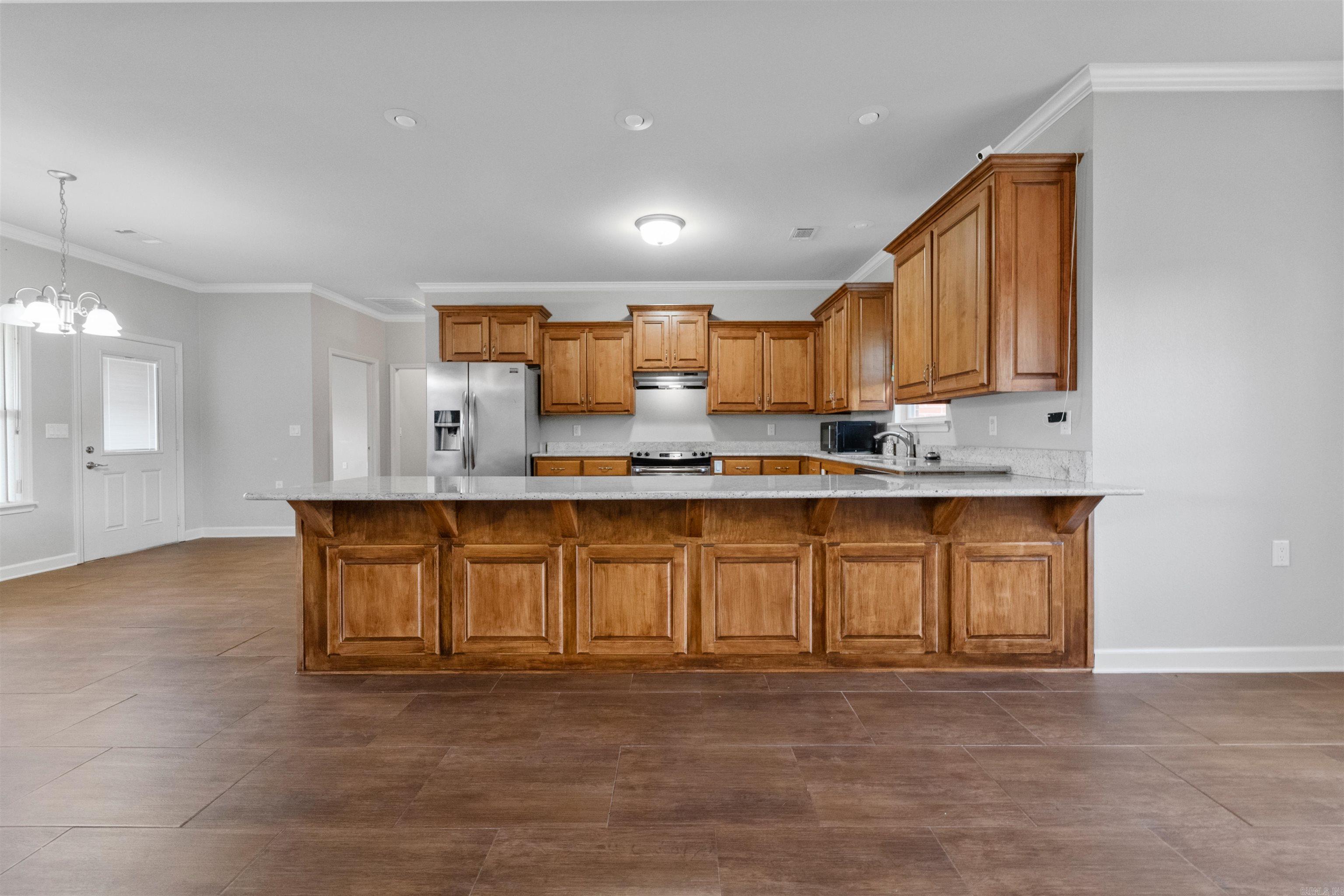 SHADOW CREEK - Residential