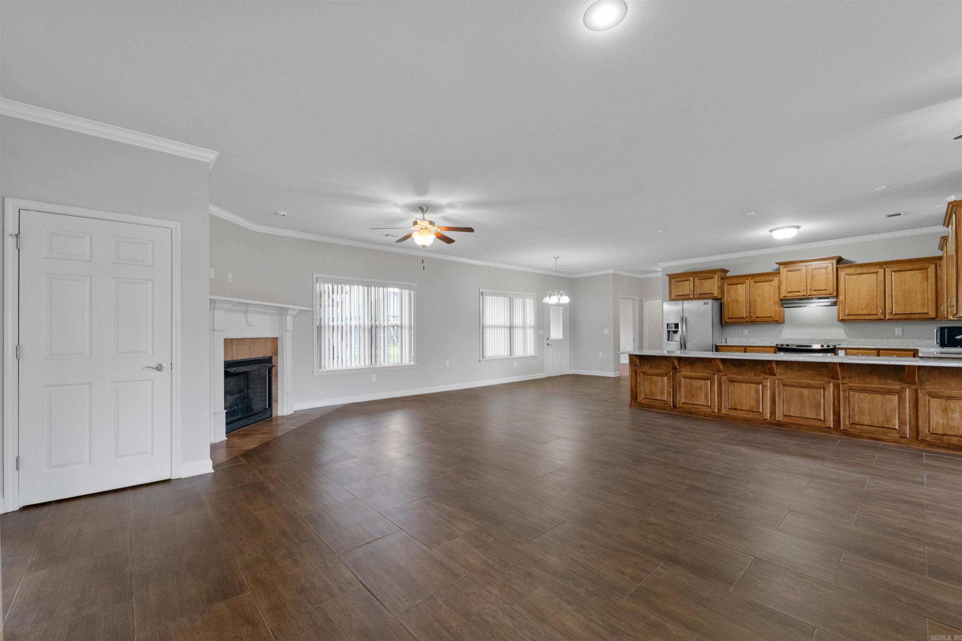 SHADOW CREEK - Residential