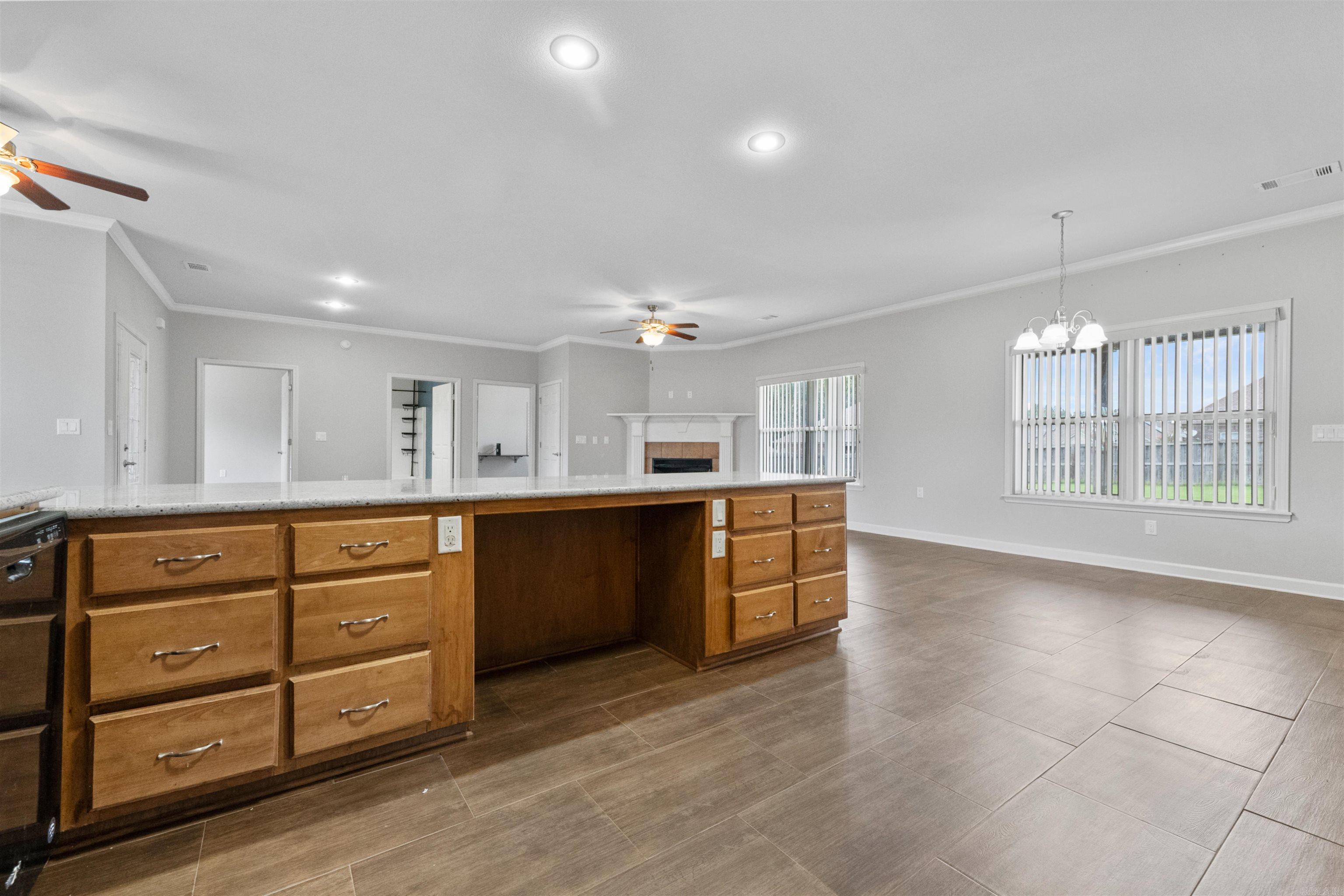 SHADOW CREEK - Residential