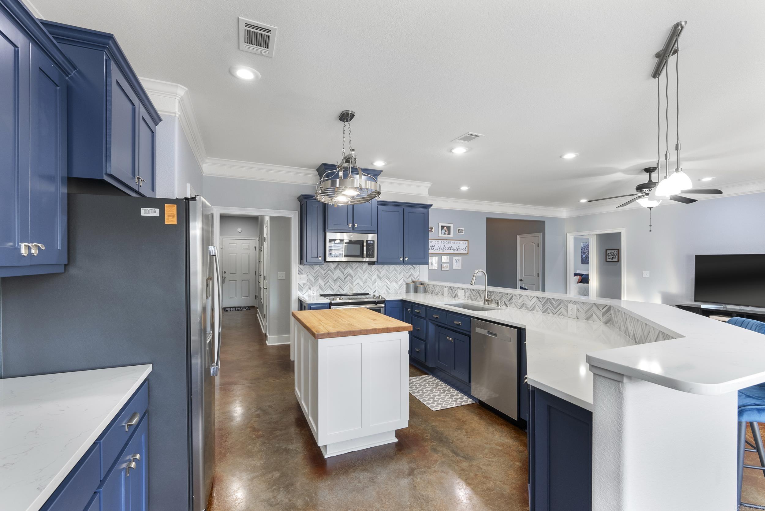 COLONY WEST ADDN - Residential