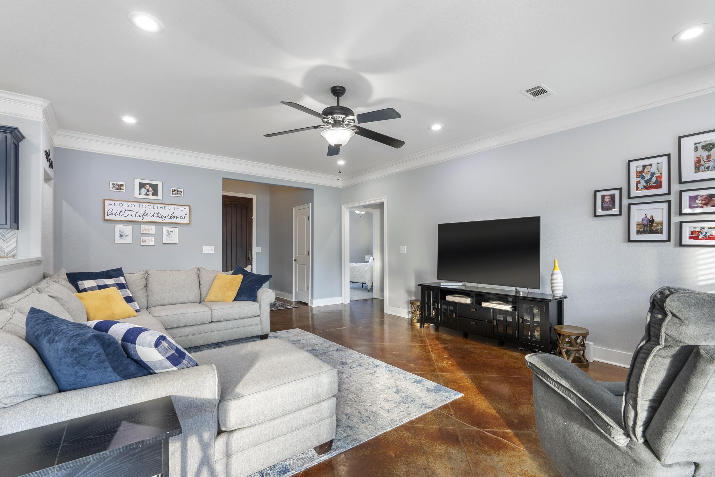 COLONY WEST ADDN - Residential