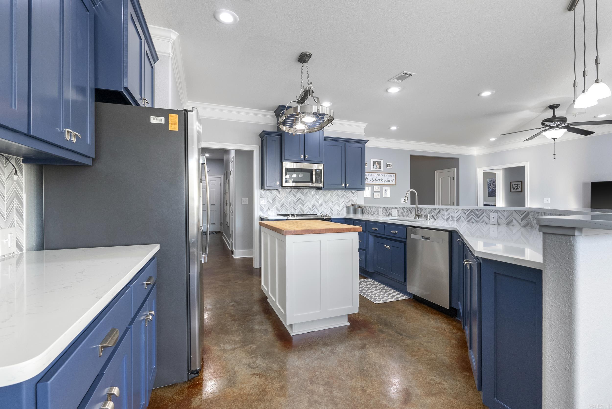 COLONY WEST ADDN - Residential