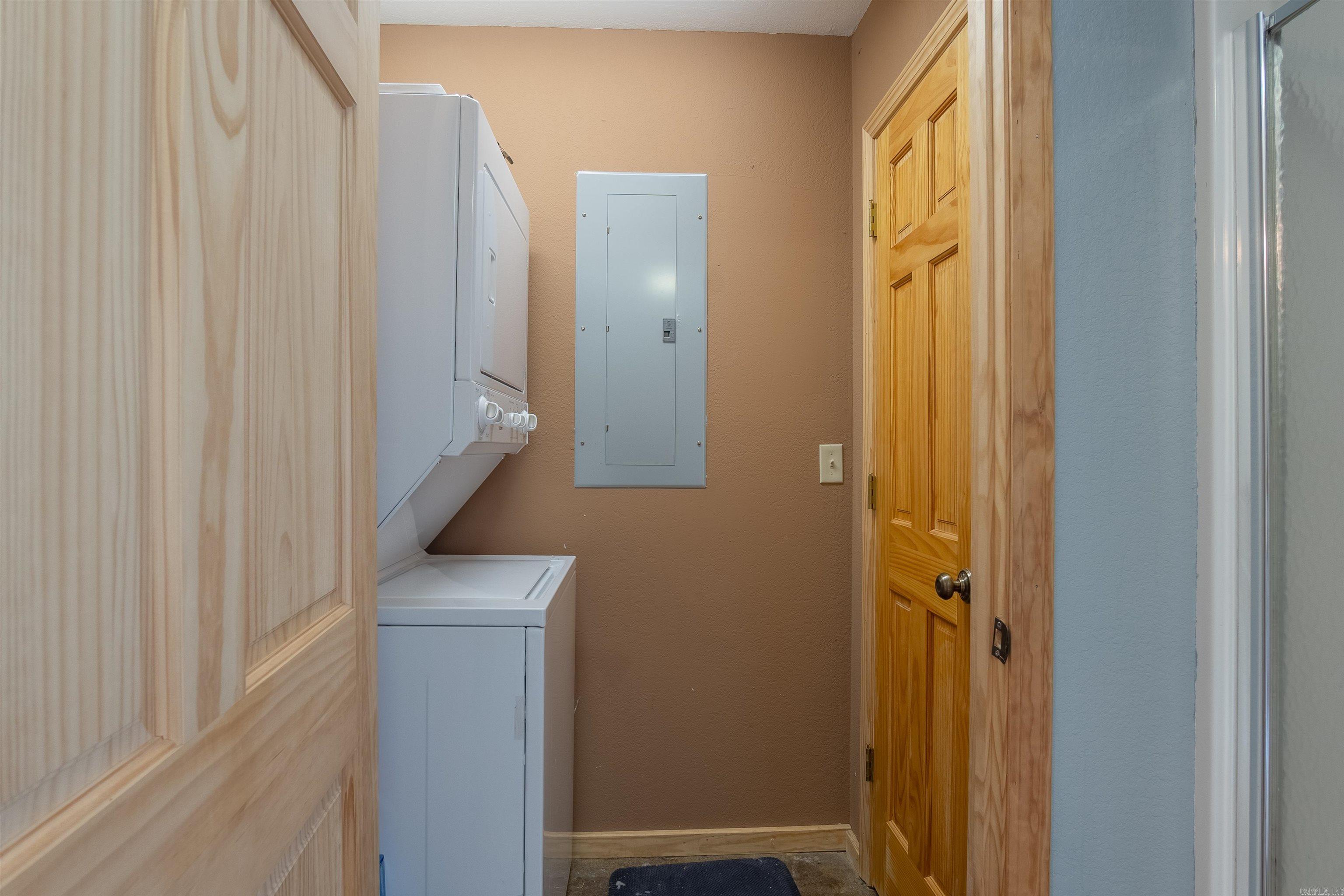 TIMBER LAKE - Residential