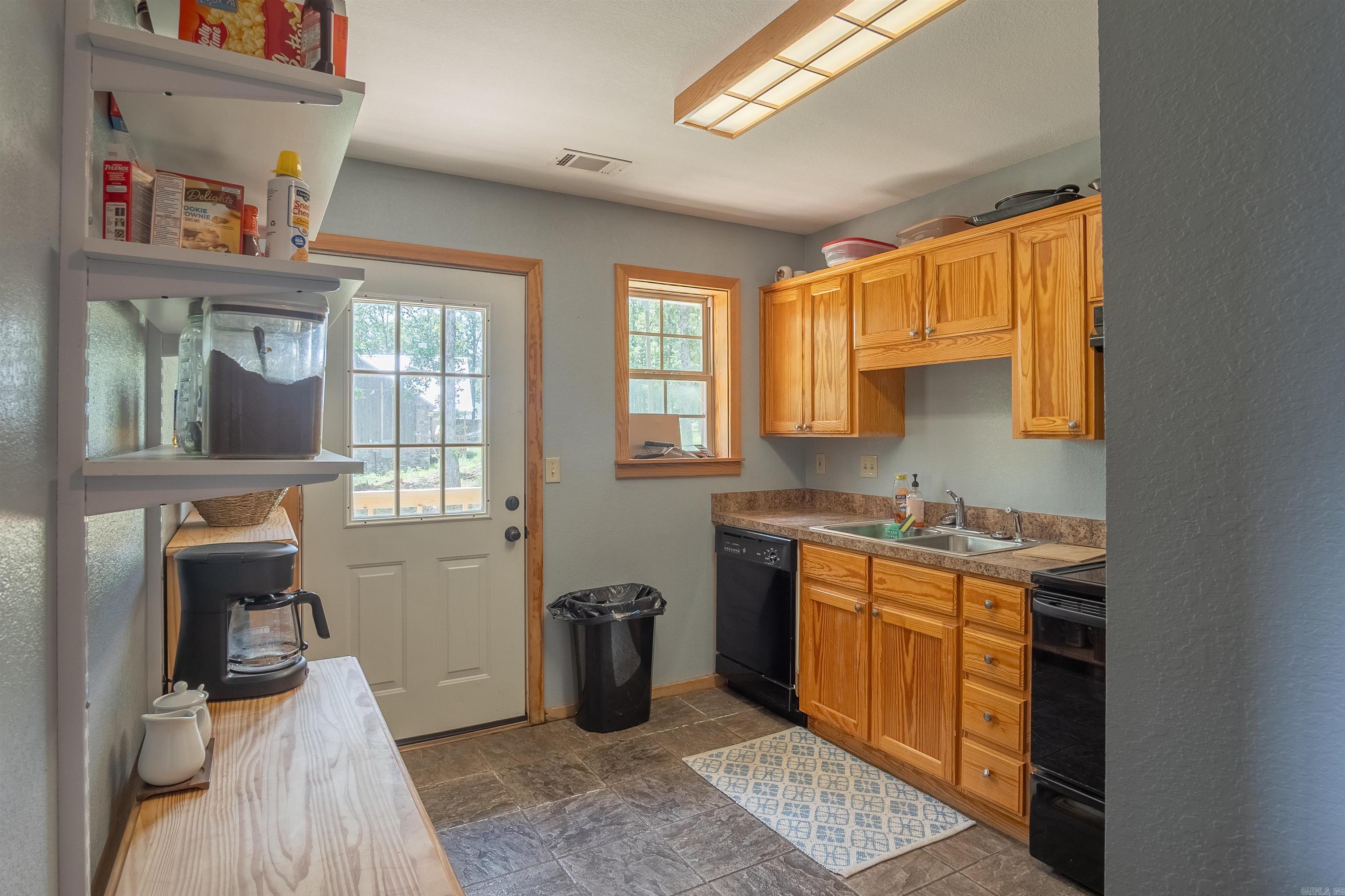 TIMBER LAKE - Residential