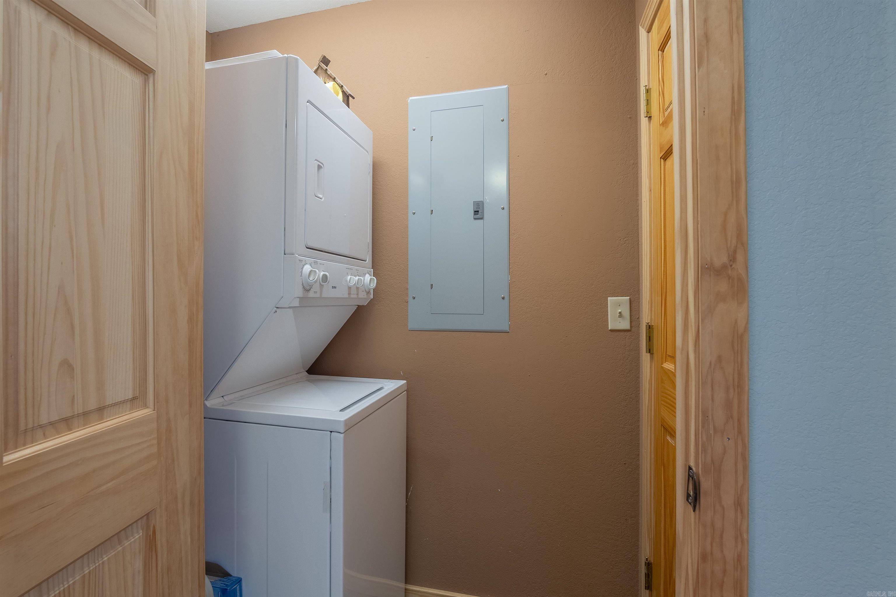 TIMBER LAKE - Residential