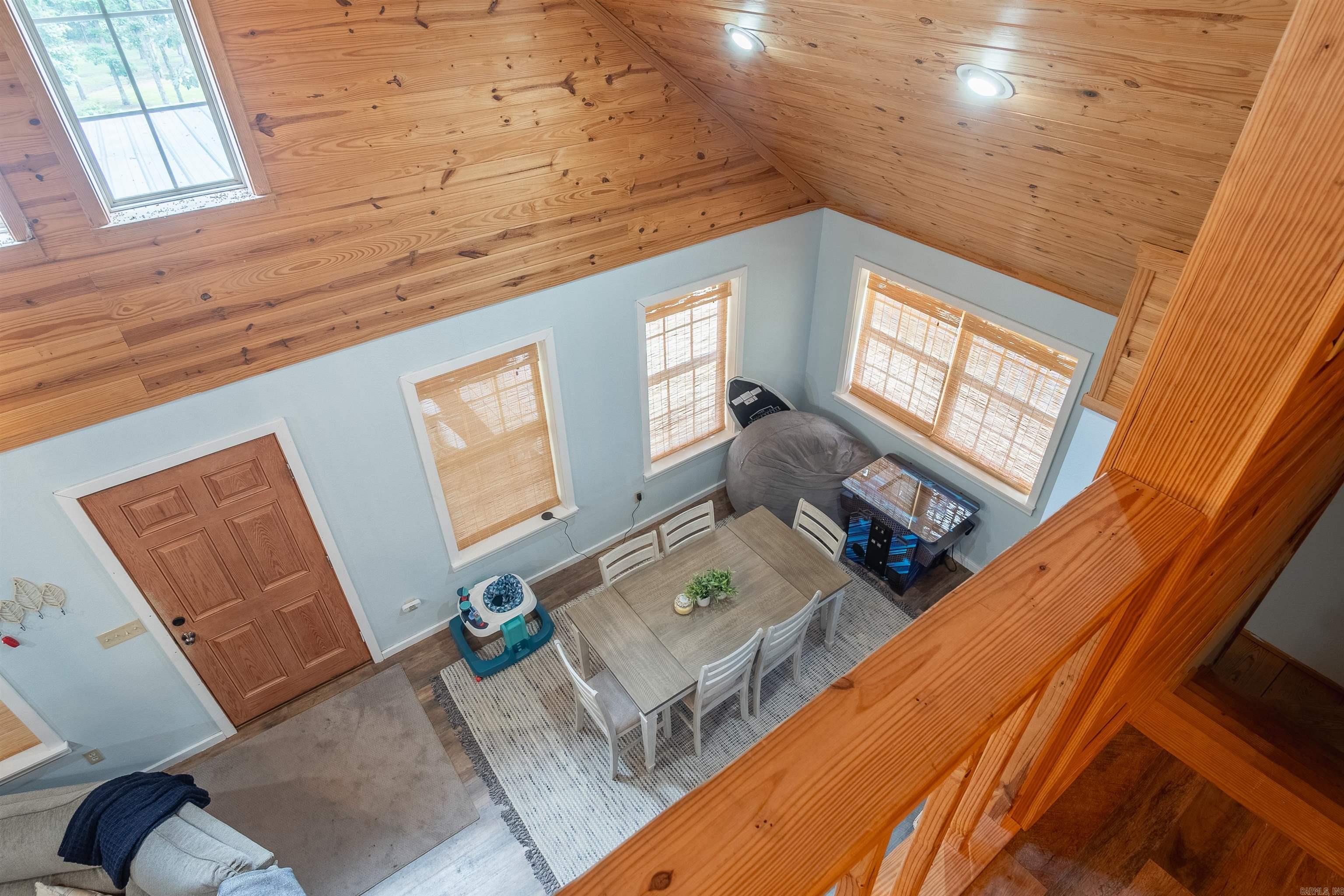 TIMBER LAKE - Residential