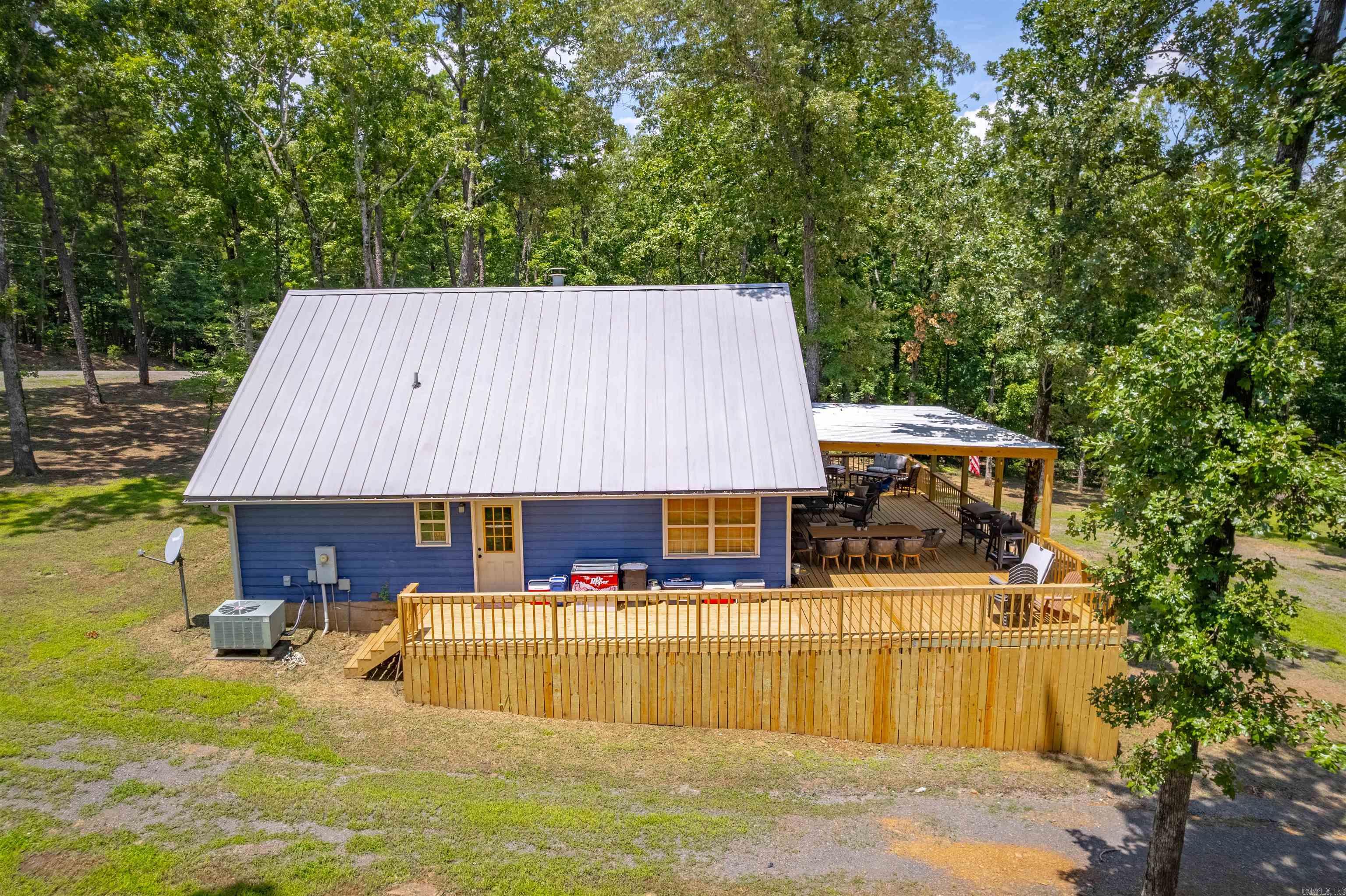 TIMBER LAKE - Residential