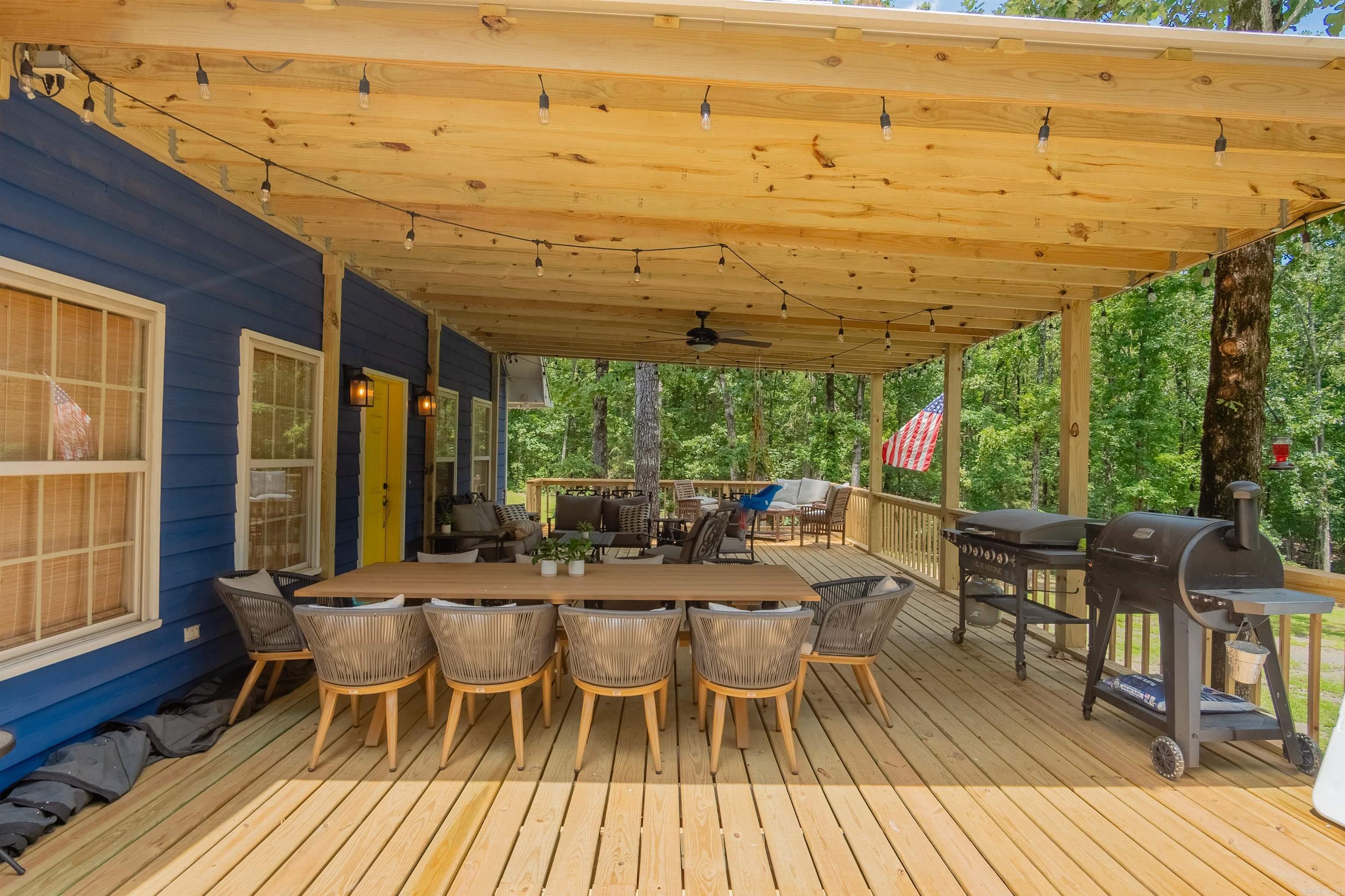 TIMBER LAKE - Residential