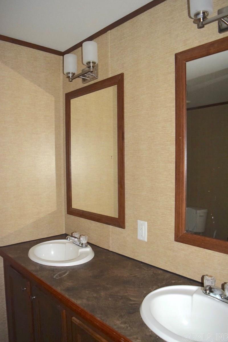 Metes & Bounds - Commercial Sale