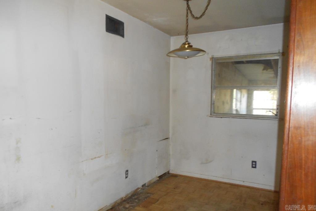 Delta Lawn - Residential