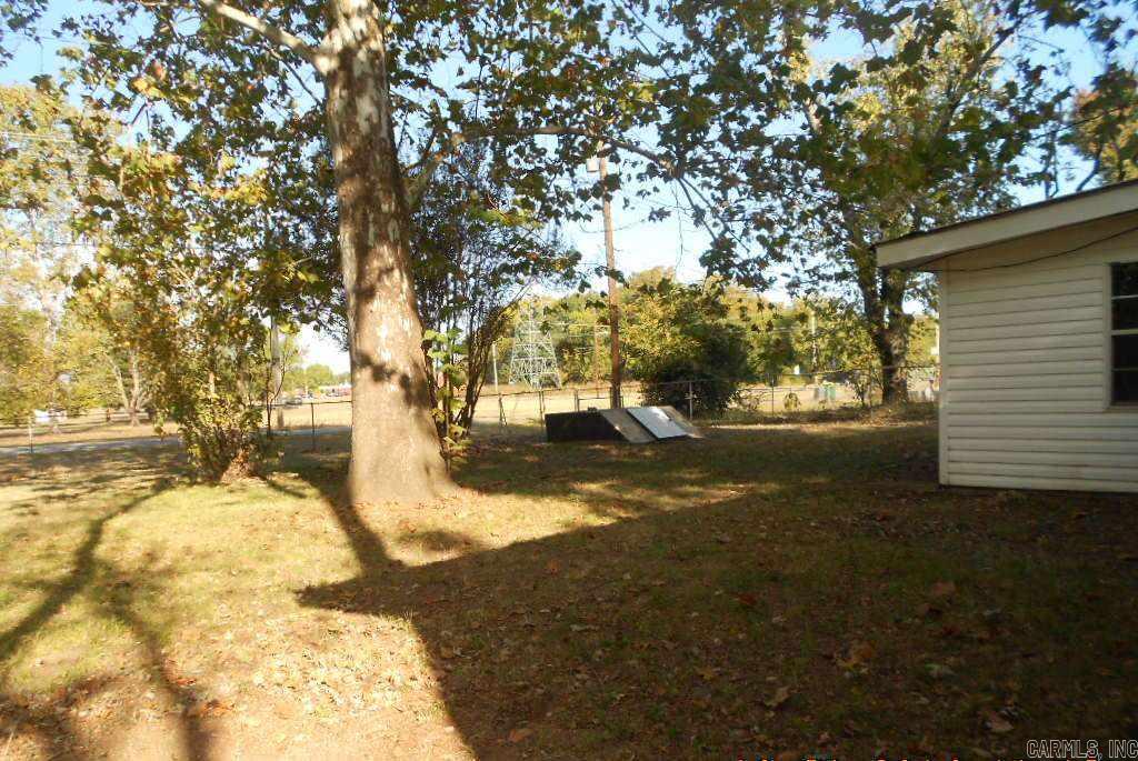 Delta Lawn - Residential