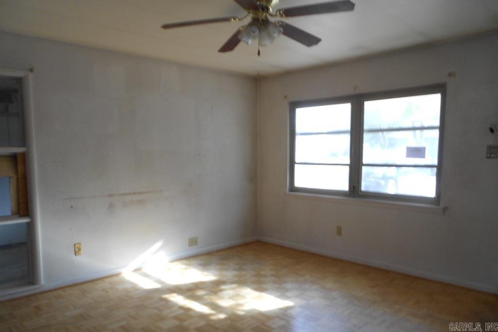 Delta Lawn - Residential