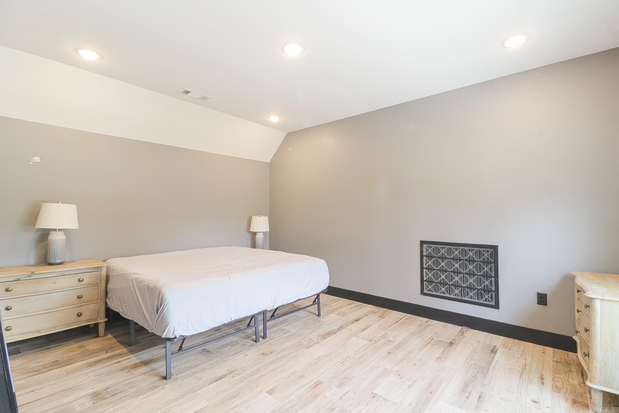 Foster - Residential