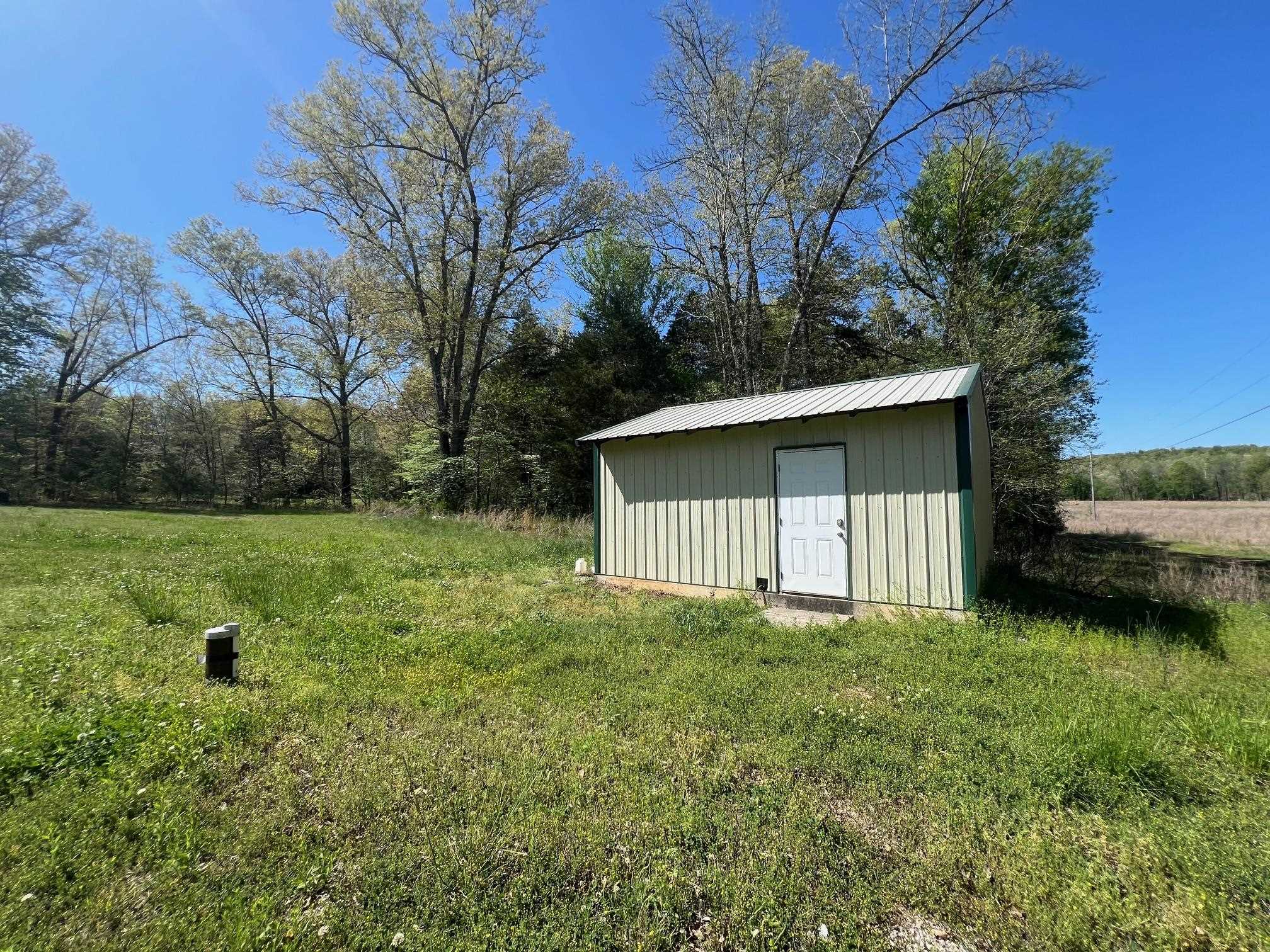 Metes & Bounds - Land