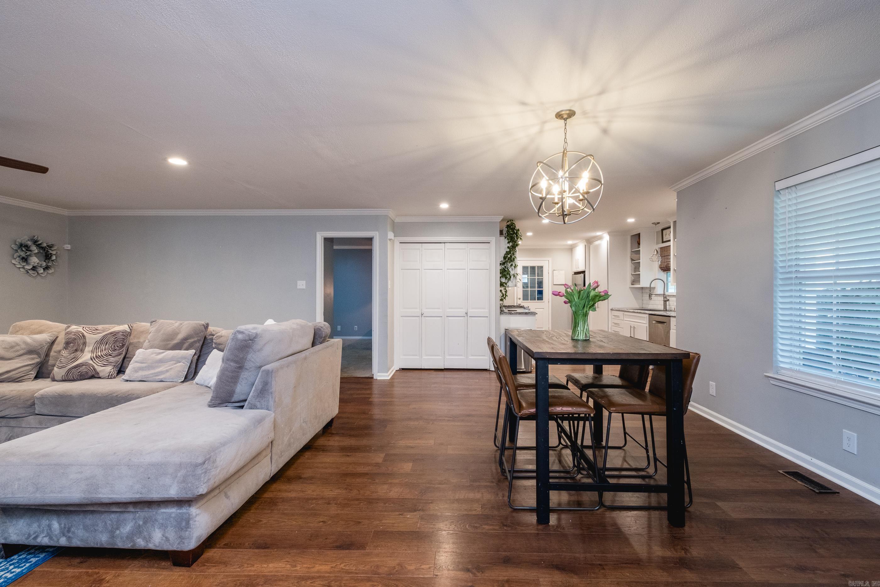 PARKWAY PLACE - Residential