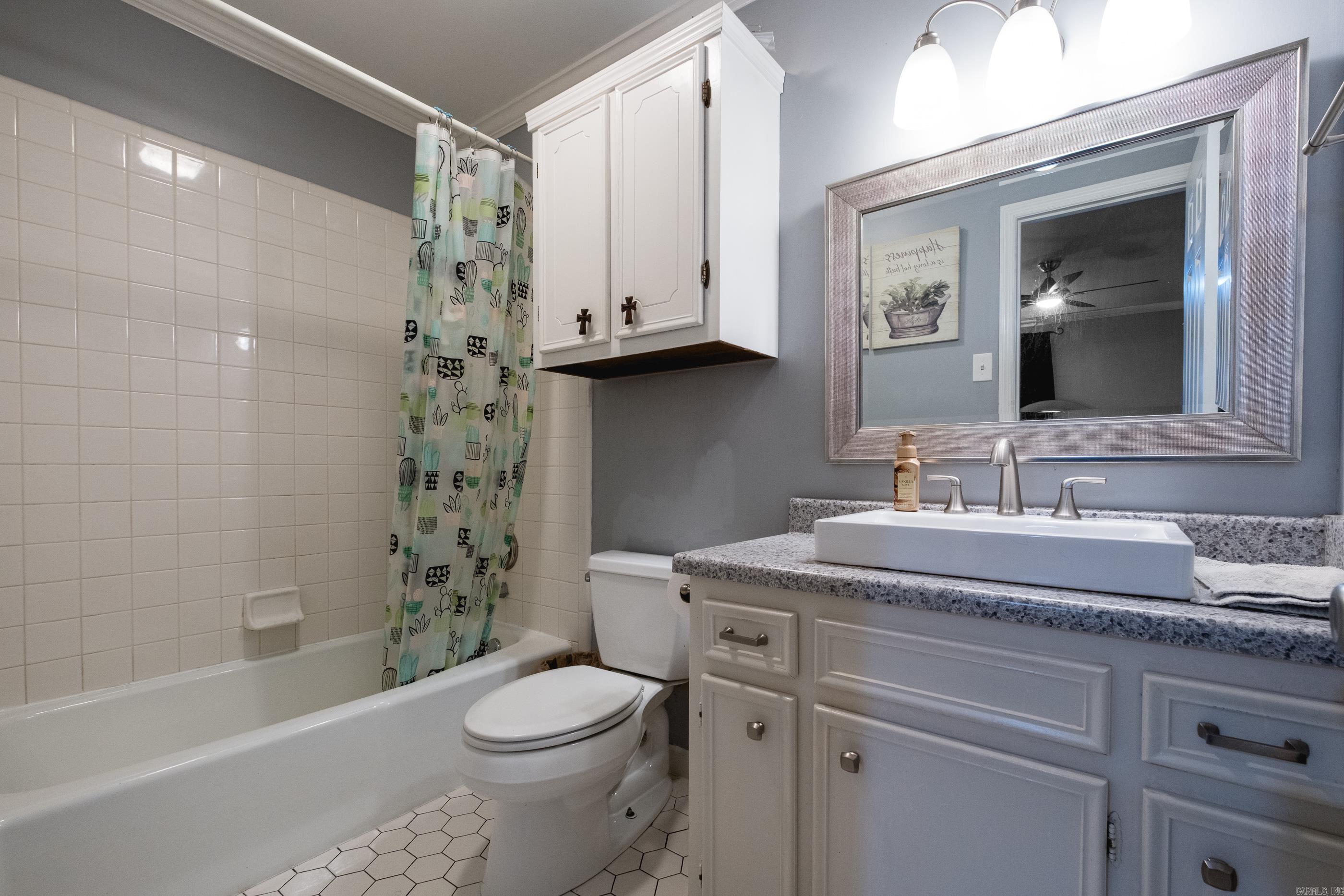 PARKWAY PLACE - Residential
