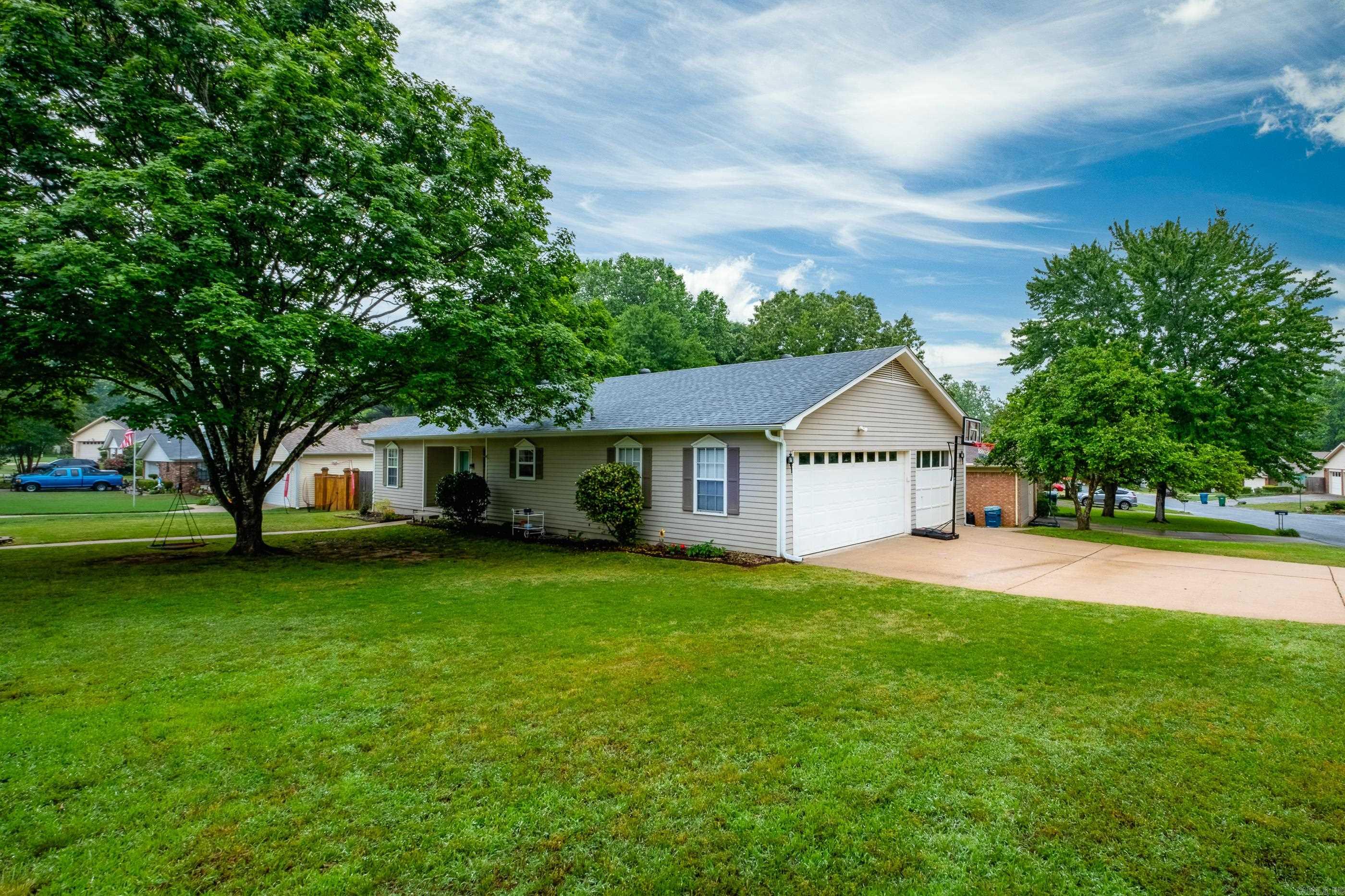 PARKWAY PLACE - Residential
