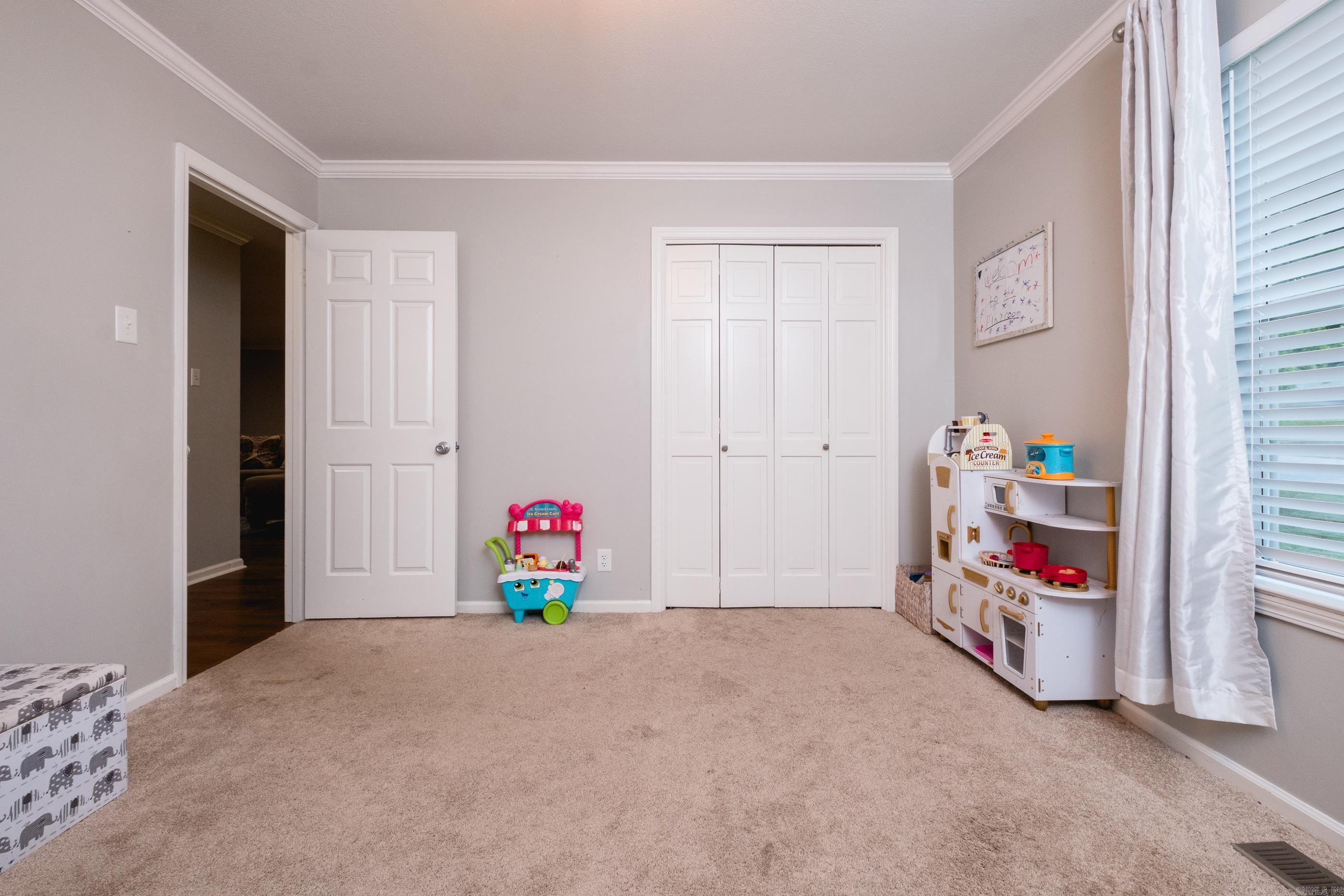 PARKWAY PLACE - Residential