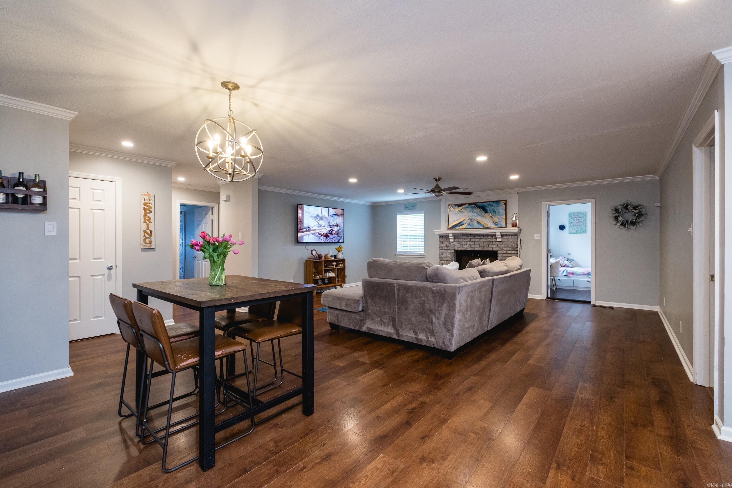 PARKWAY PLACE - Residential