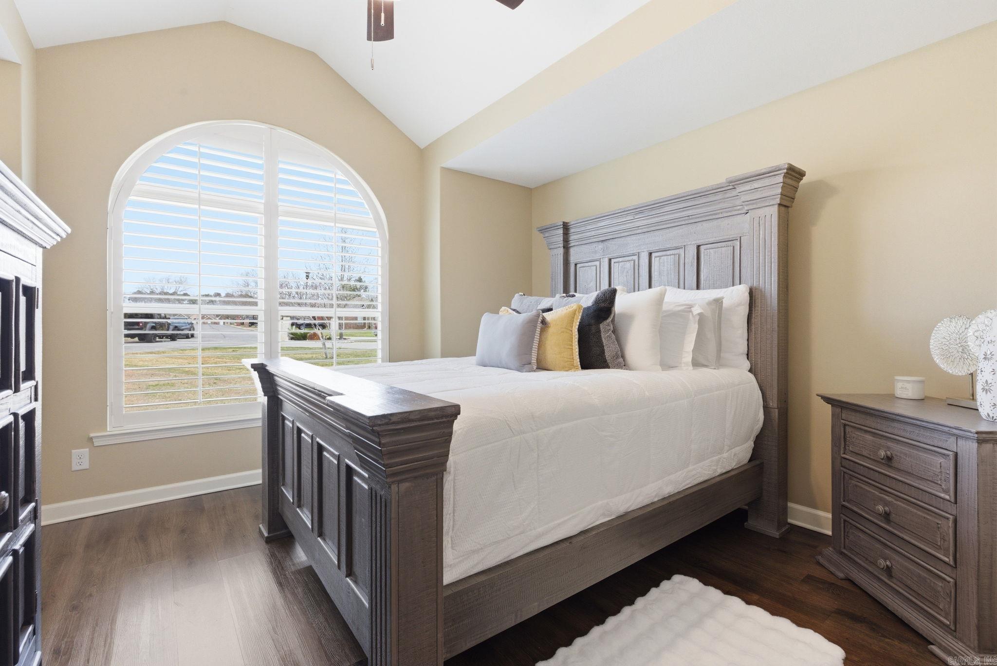 SUNSET VALLEY - Residential