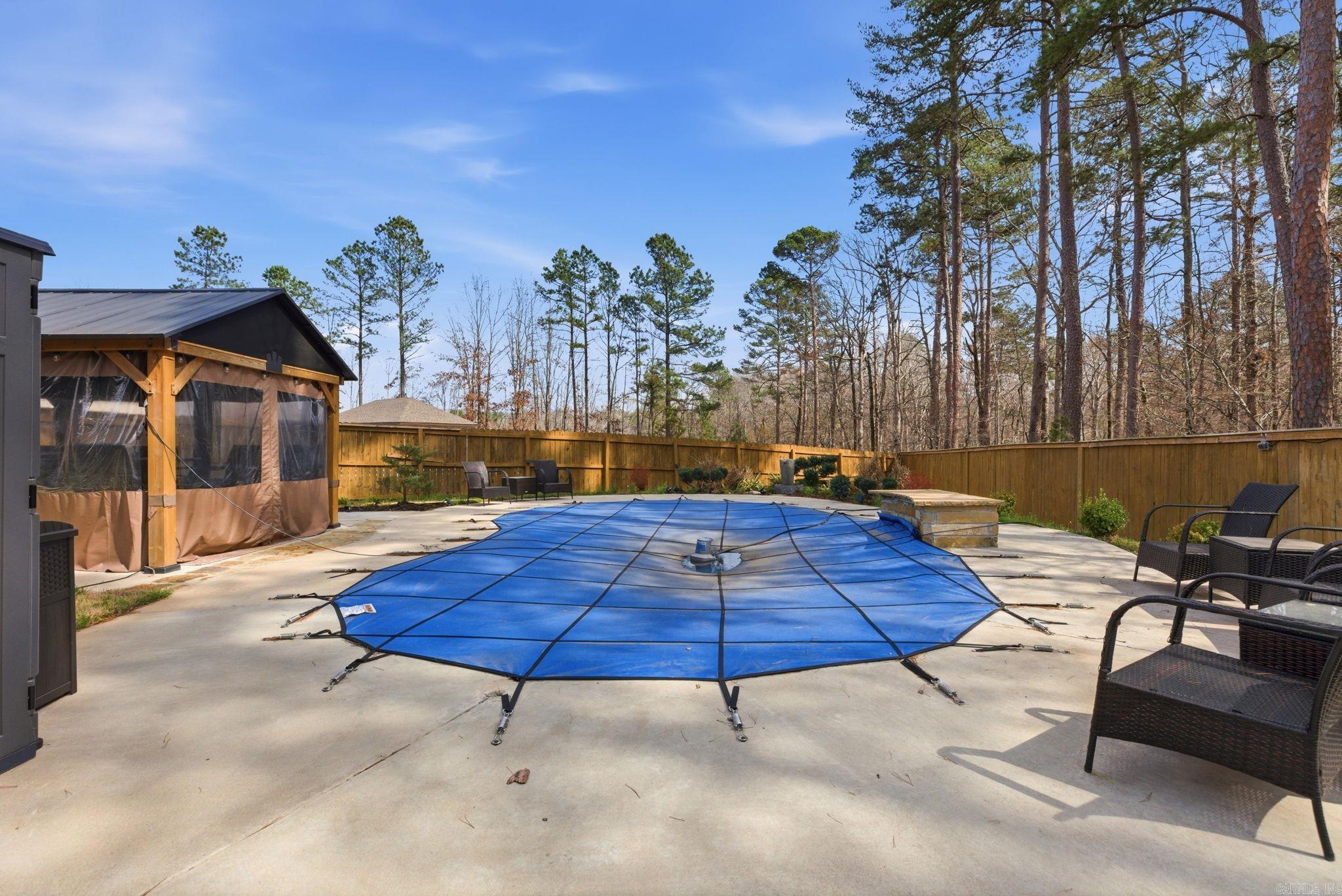 SUNSET VALLEY - Residential