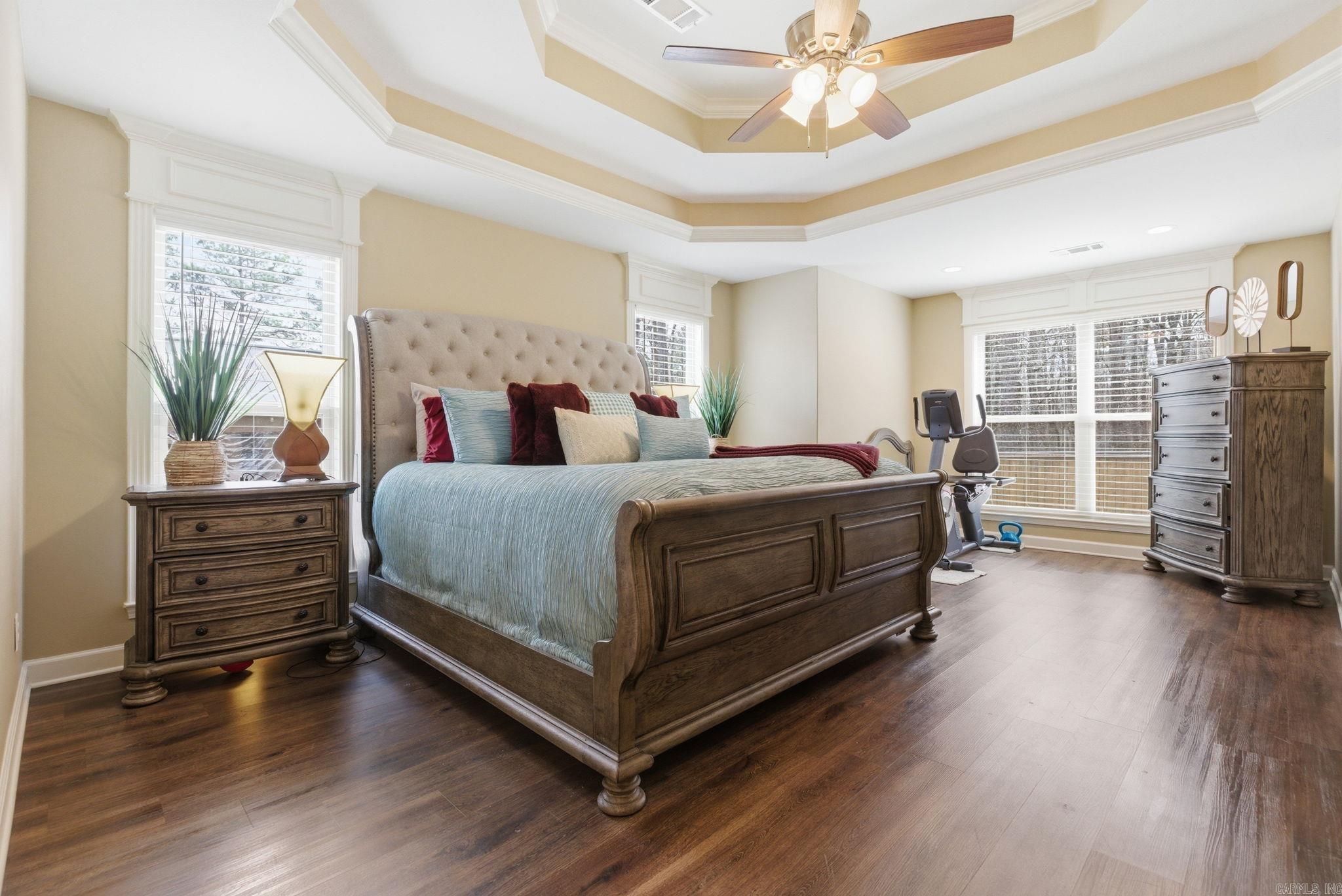 SUNSET VALLEY - Residential