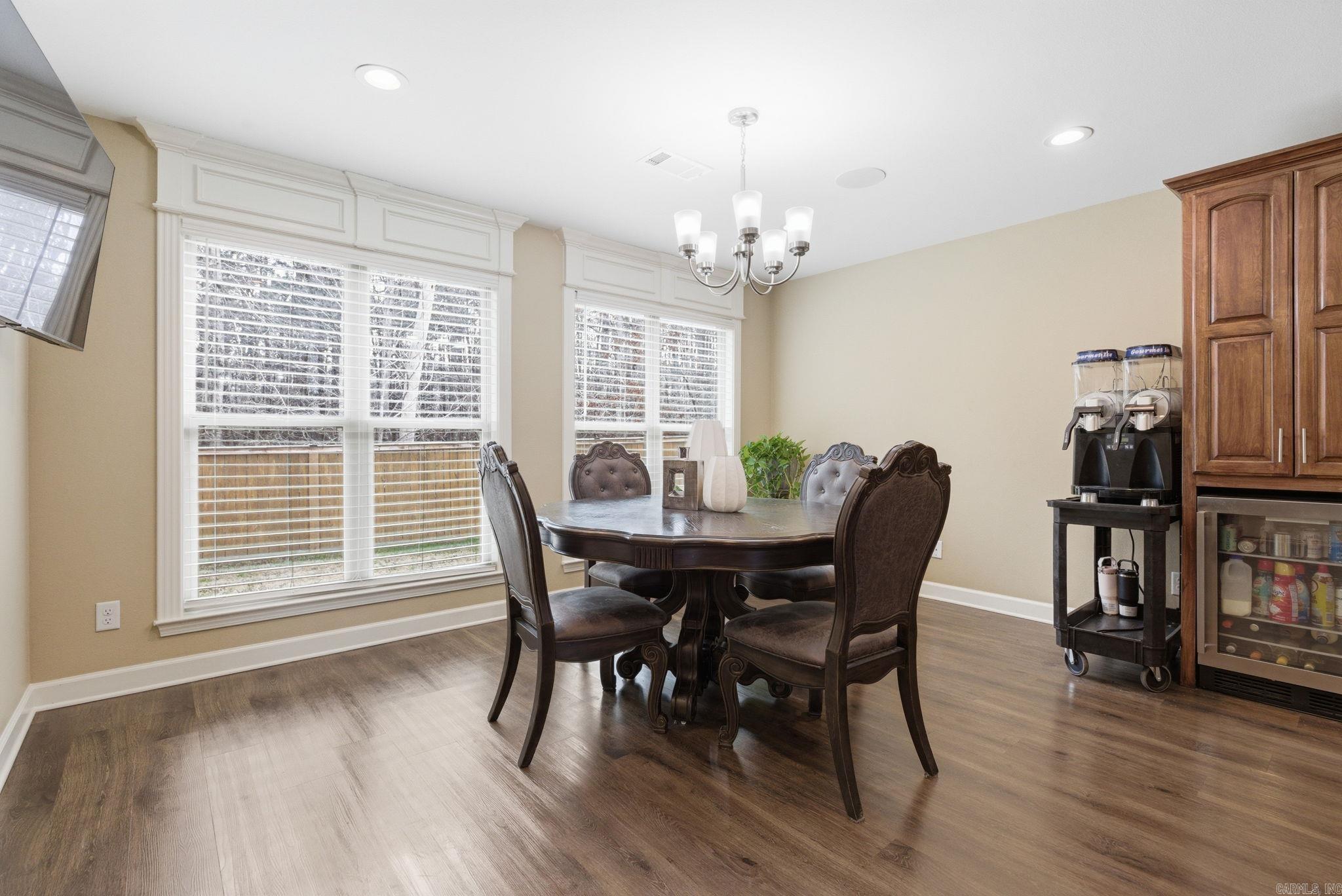 SUNSET VALLEY - Residential