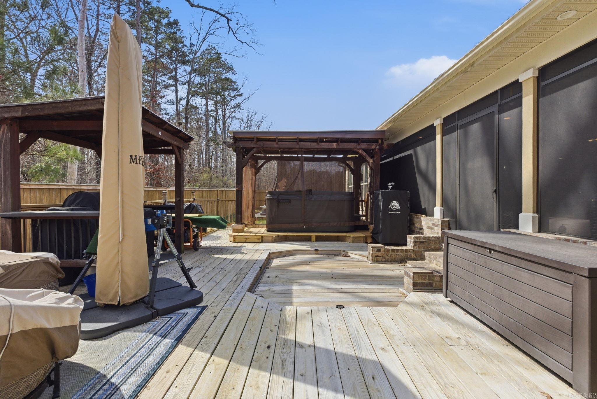 SUNSET VALLEY - Residential