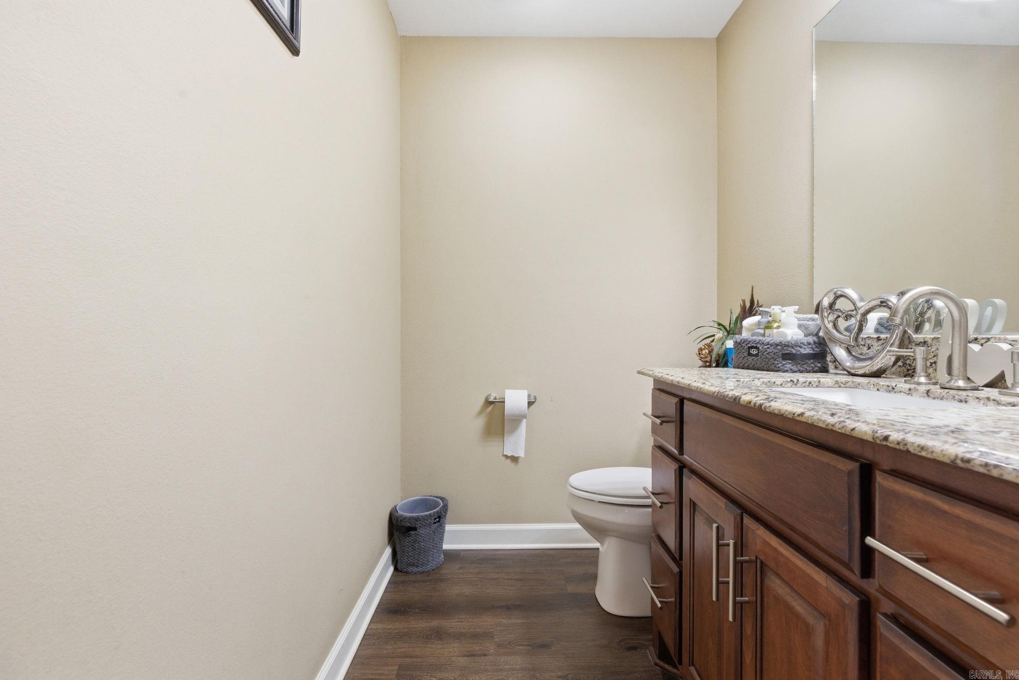 SUNSET VALLEY - Residential