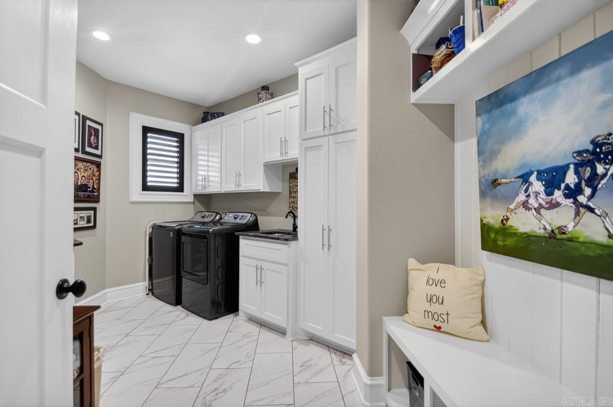 CREEKSIDE ADDN - Residential