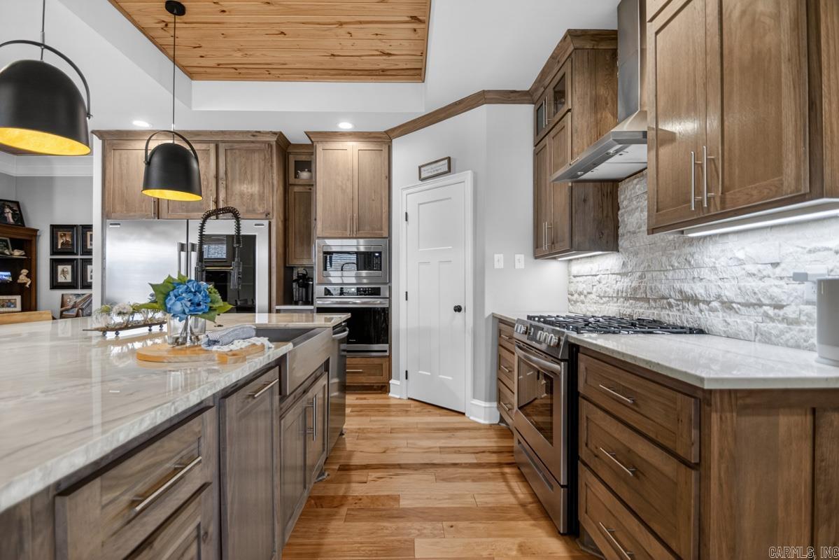 CREEKSIDE ADDN - Residential