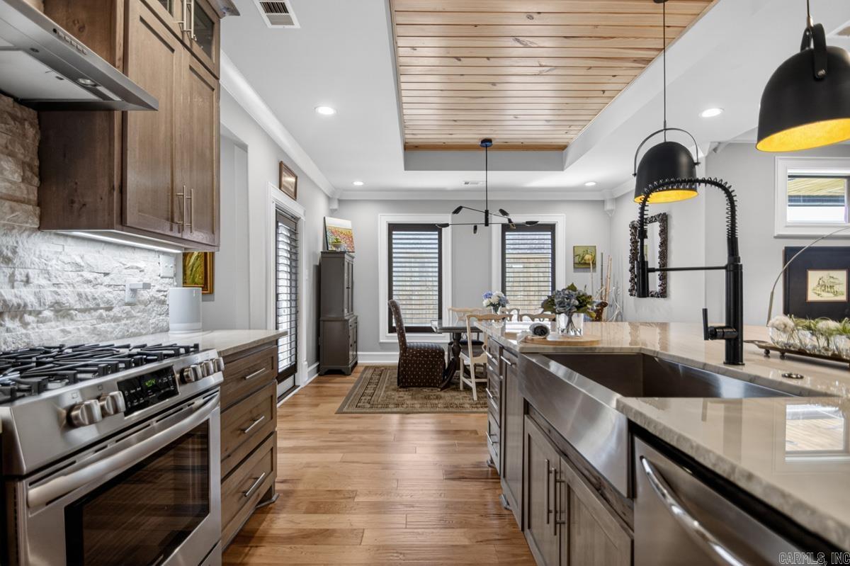 CREEKSIDE ADDN - Residential