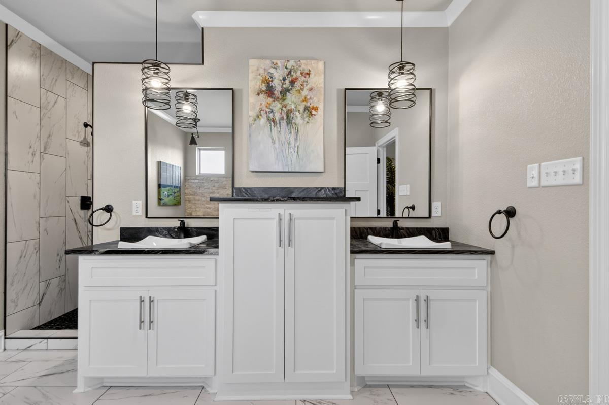 CREEKSIDE ADDN - Residential