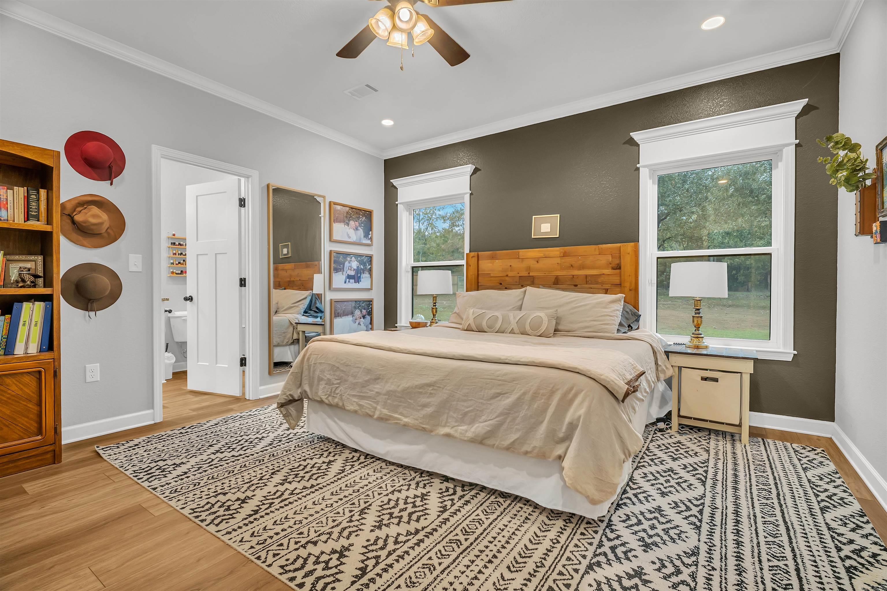 EAST MEADOW - Residential