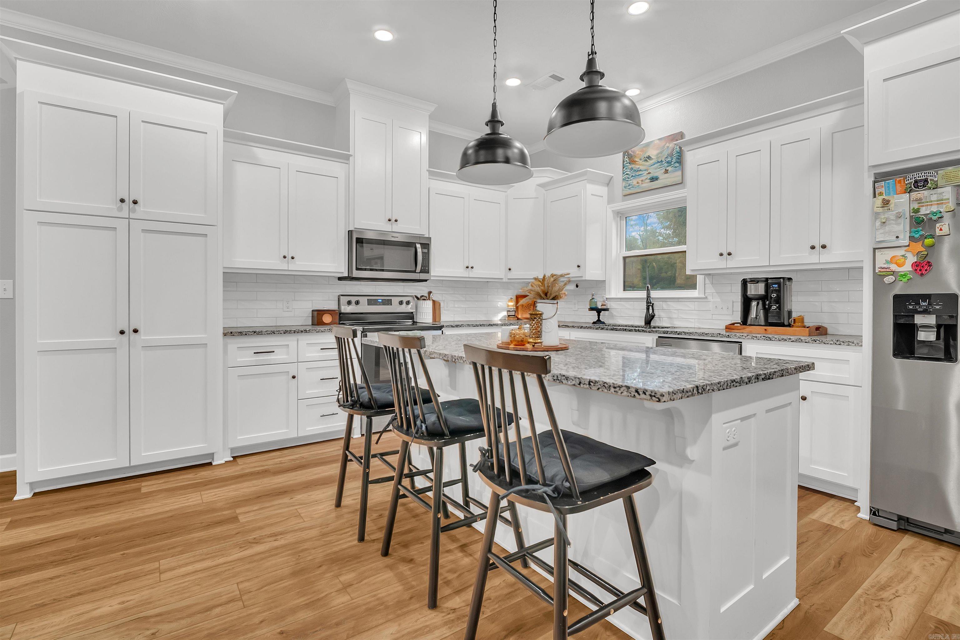 EAST MEADOW - Residential