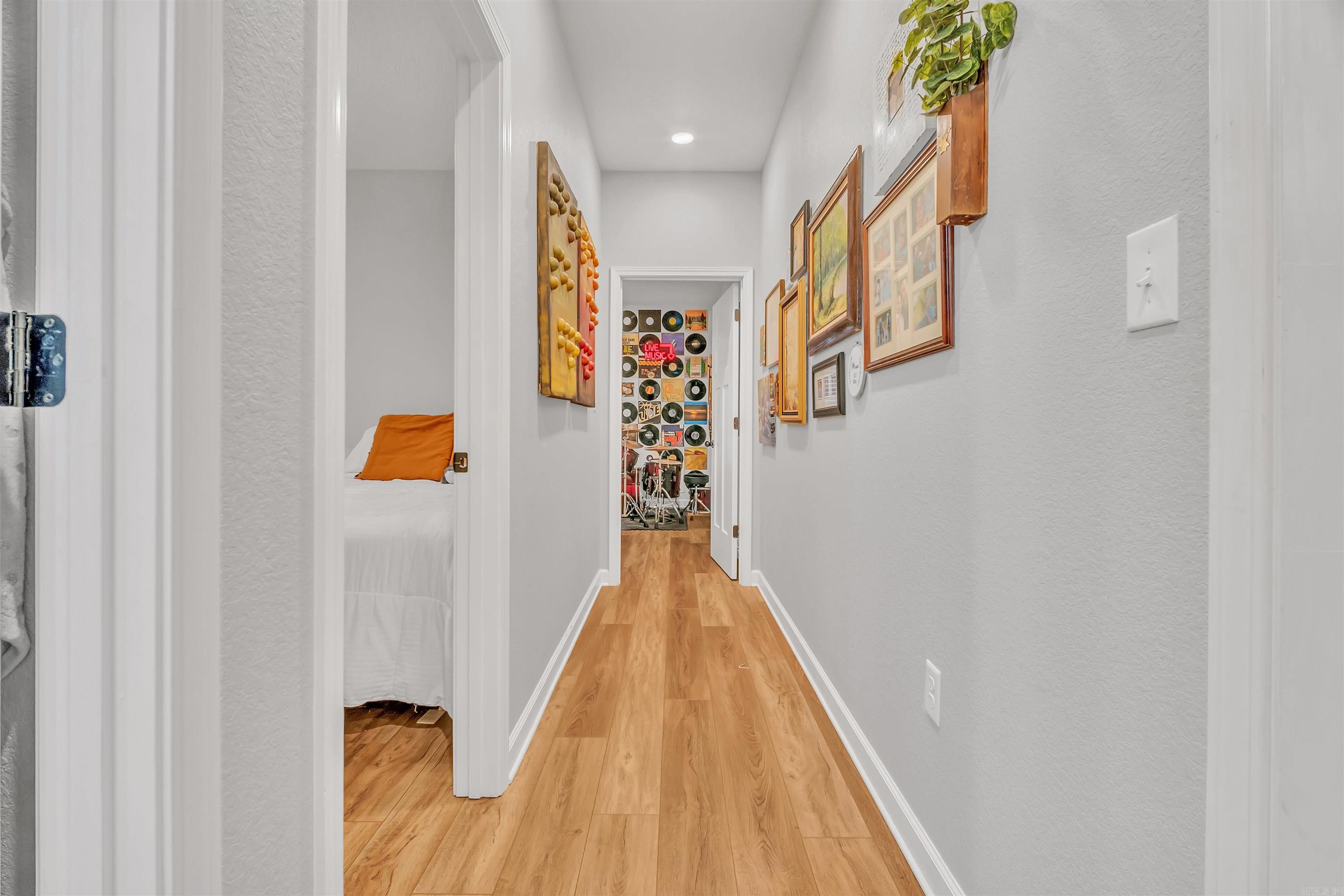 EAST MEADOW - Residential