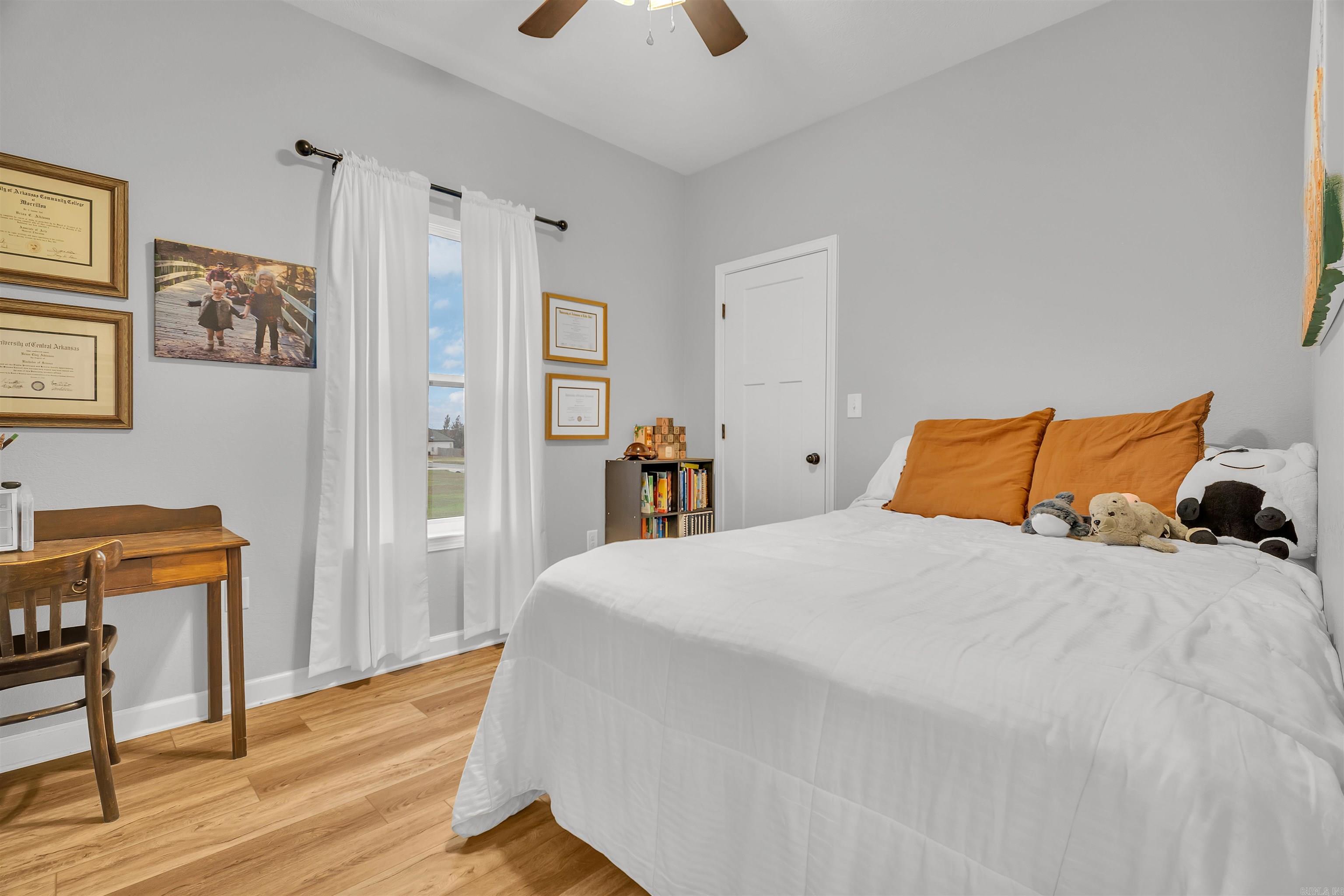 EAST MEADOW - Residential