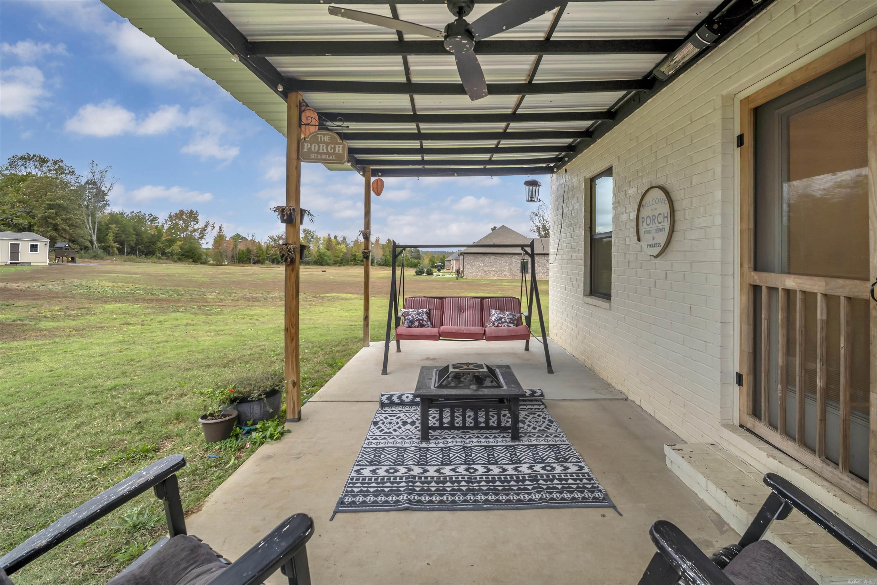 EAST MEADOW - Residential