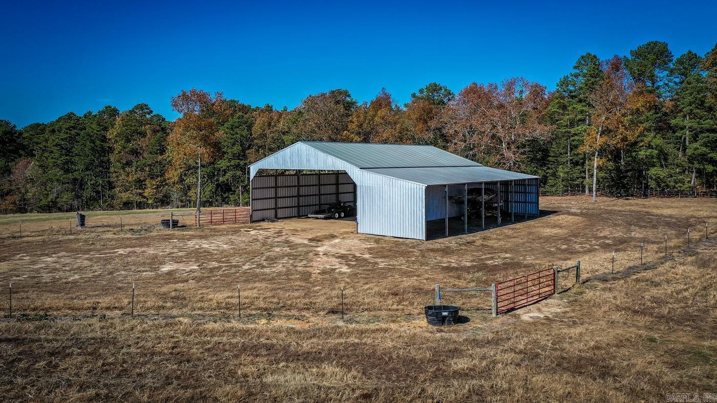 Metes & Bounds - Land