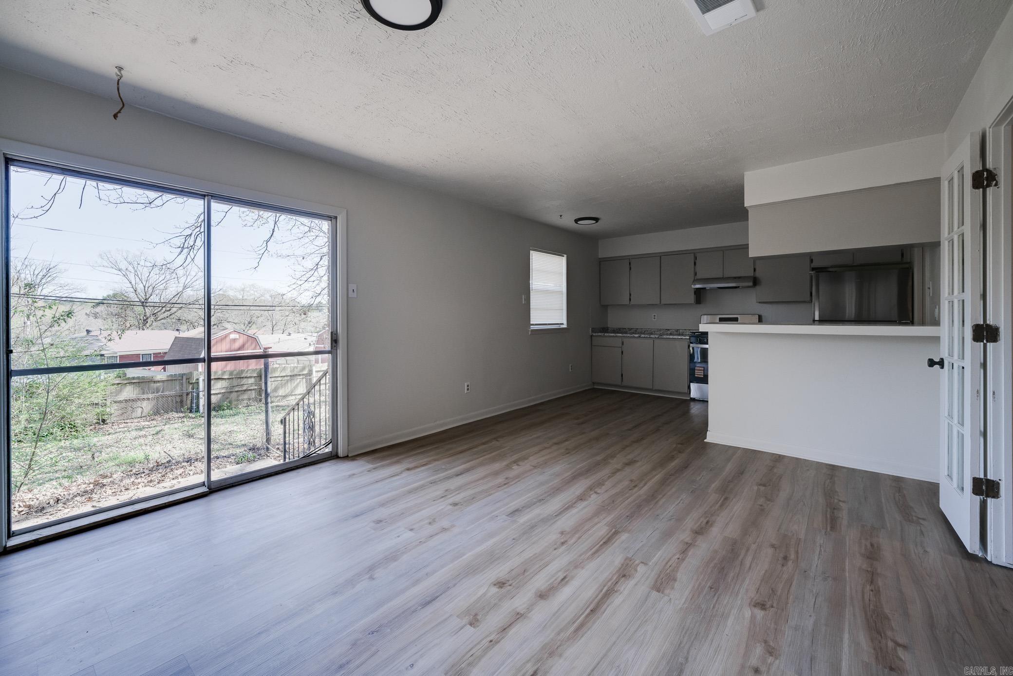 ELKHART - Residential