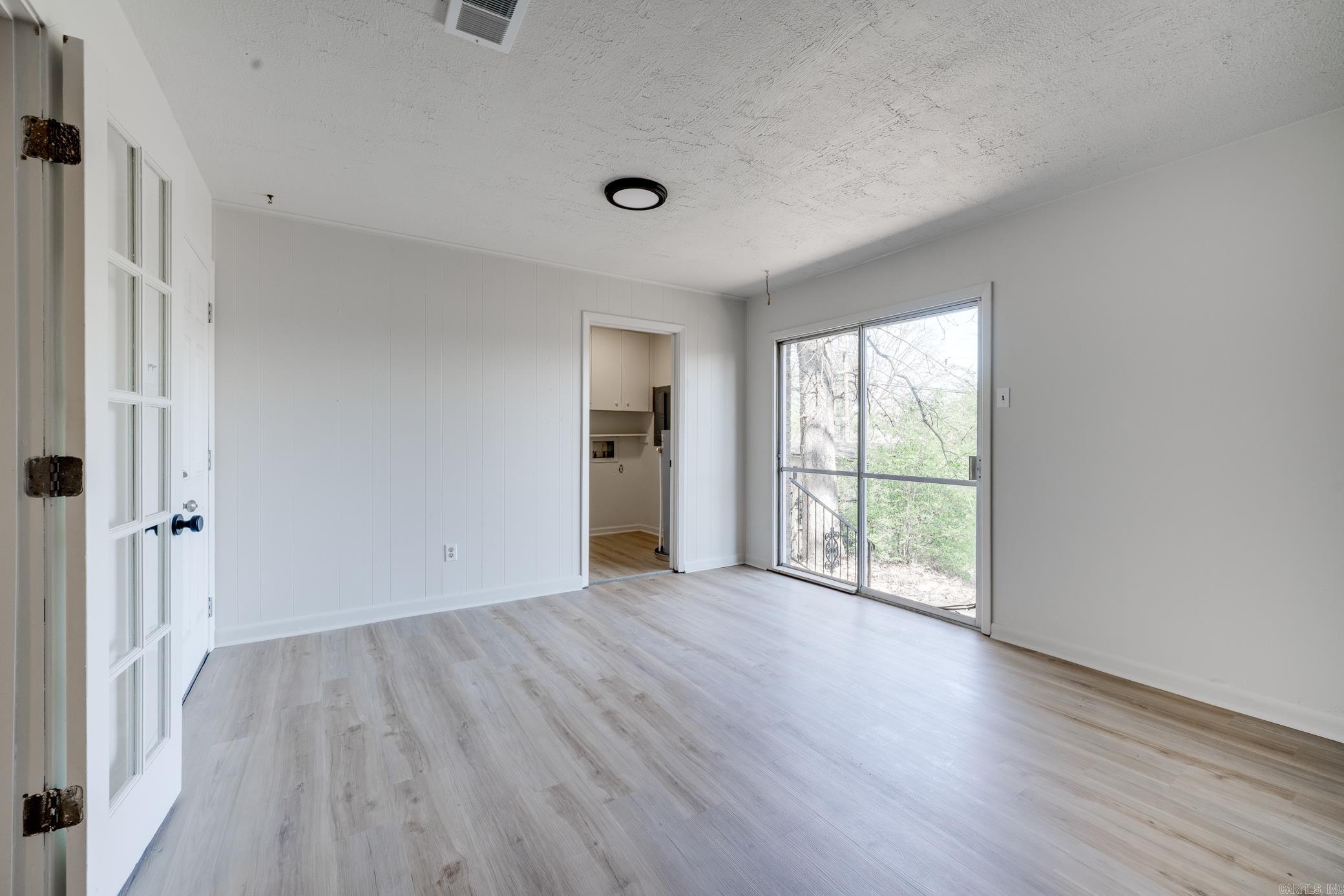 ELKHART - Residential