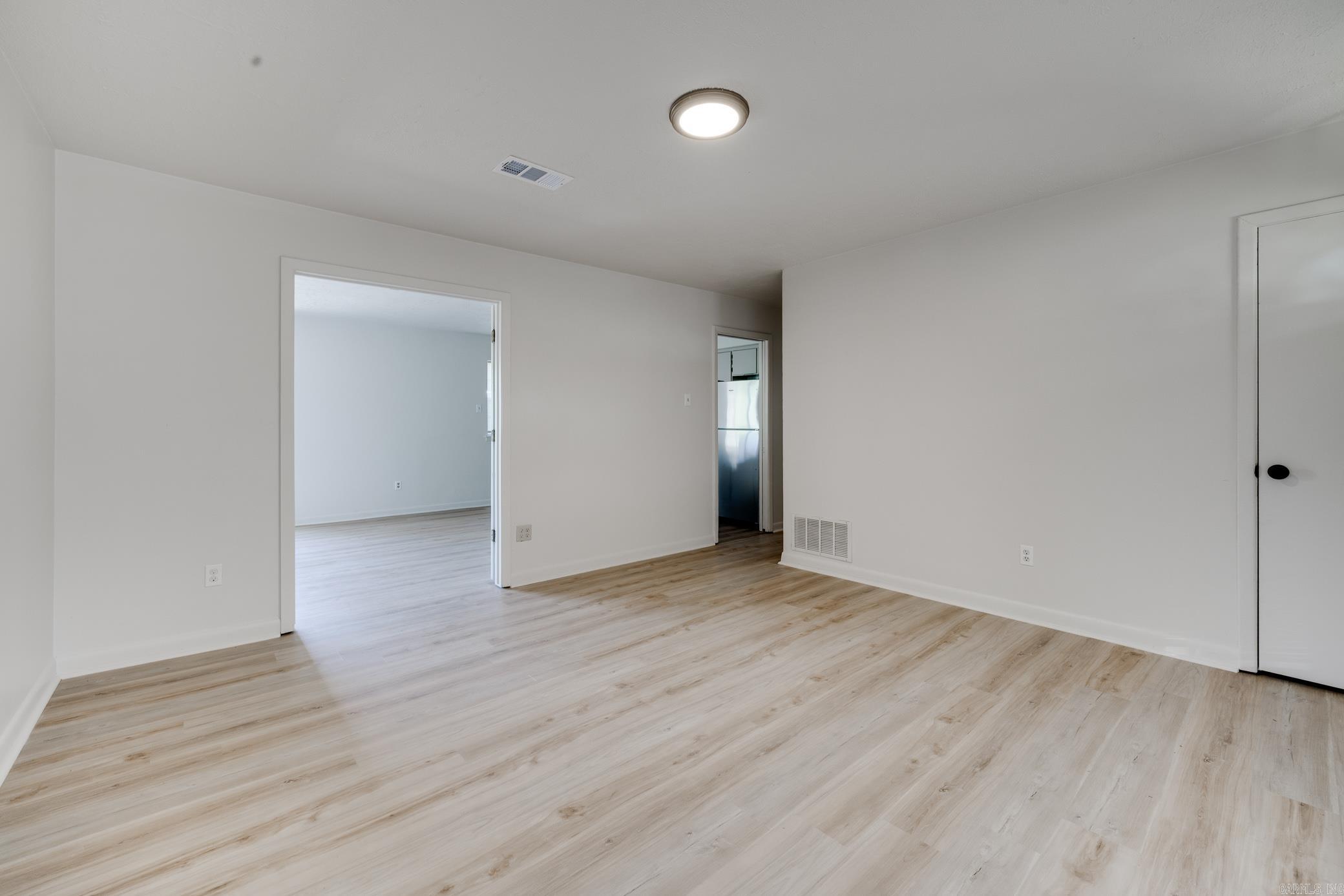 ELKHART - Residential