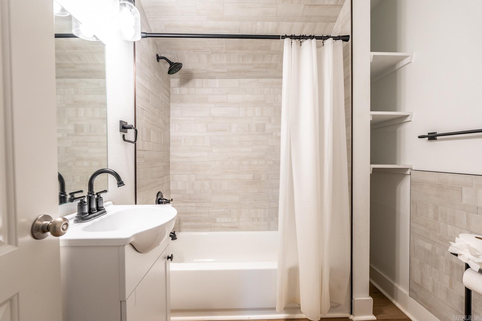 OVERBROOK - Residential