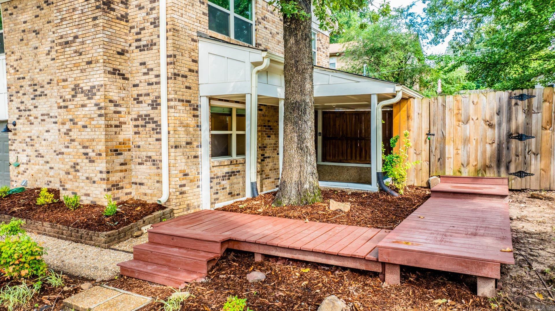 OVERBROOK - Residential