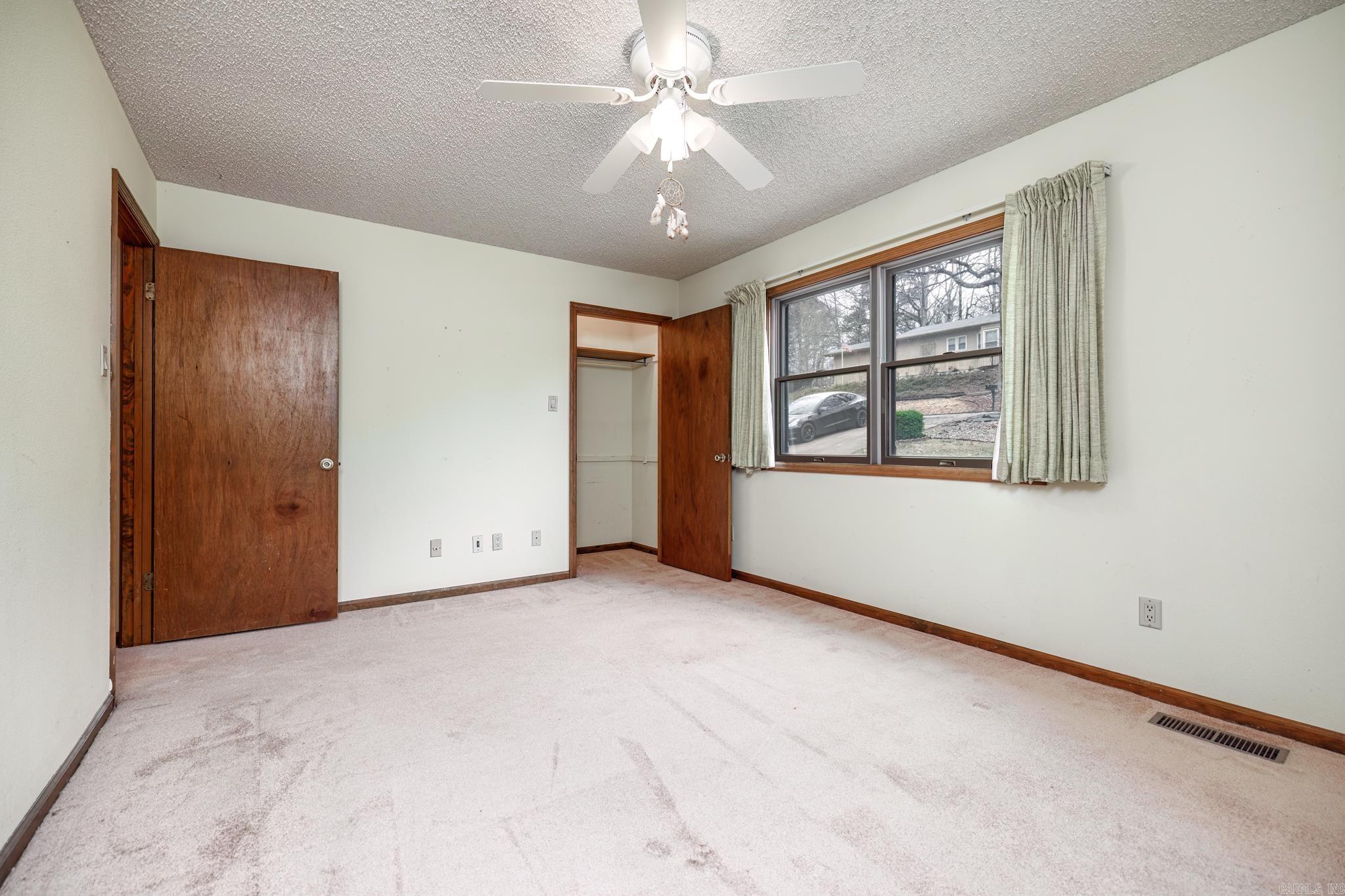 Santa Cruz - Residential